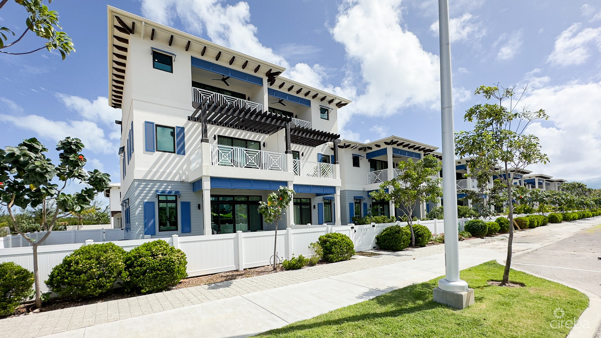 OLEA – FAMILY HOME CAMANA BAY