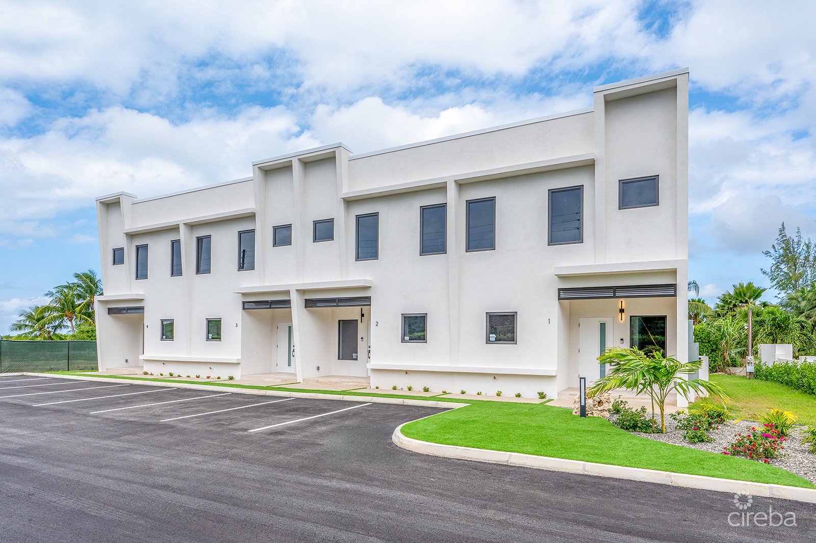 BRAND NEW GATED – LAVANIA COURT 2 BED 2.5 EXECUTIVE HOME