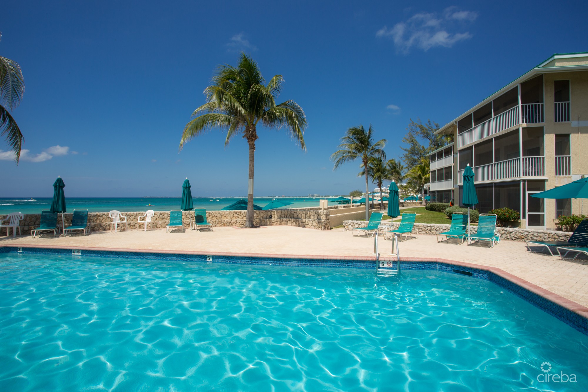PLANTATION VILLAGE 3 BED PARTIAL SEA VIEWS