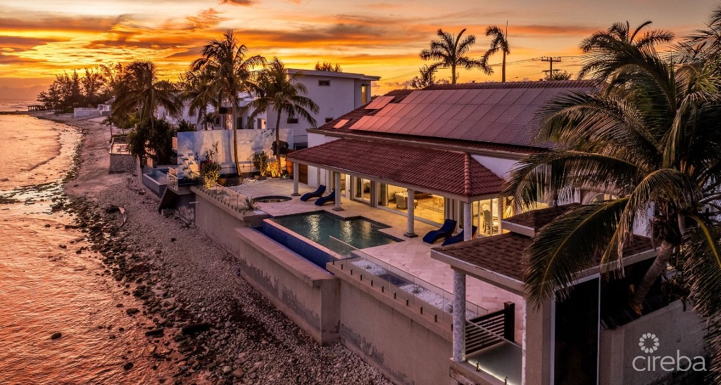 VILLA D’ESTE – PROSPECT POINT WATERFRONT HOME