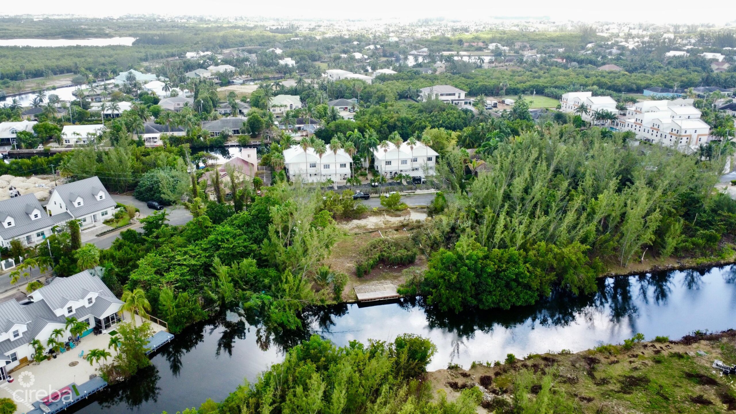.36 ACRES  CANAL FRONT DEVELOPMENT SITE