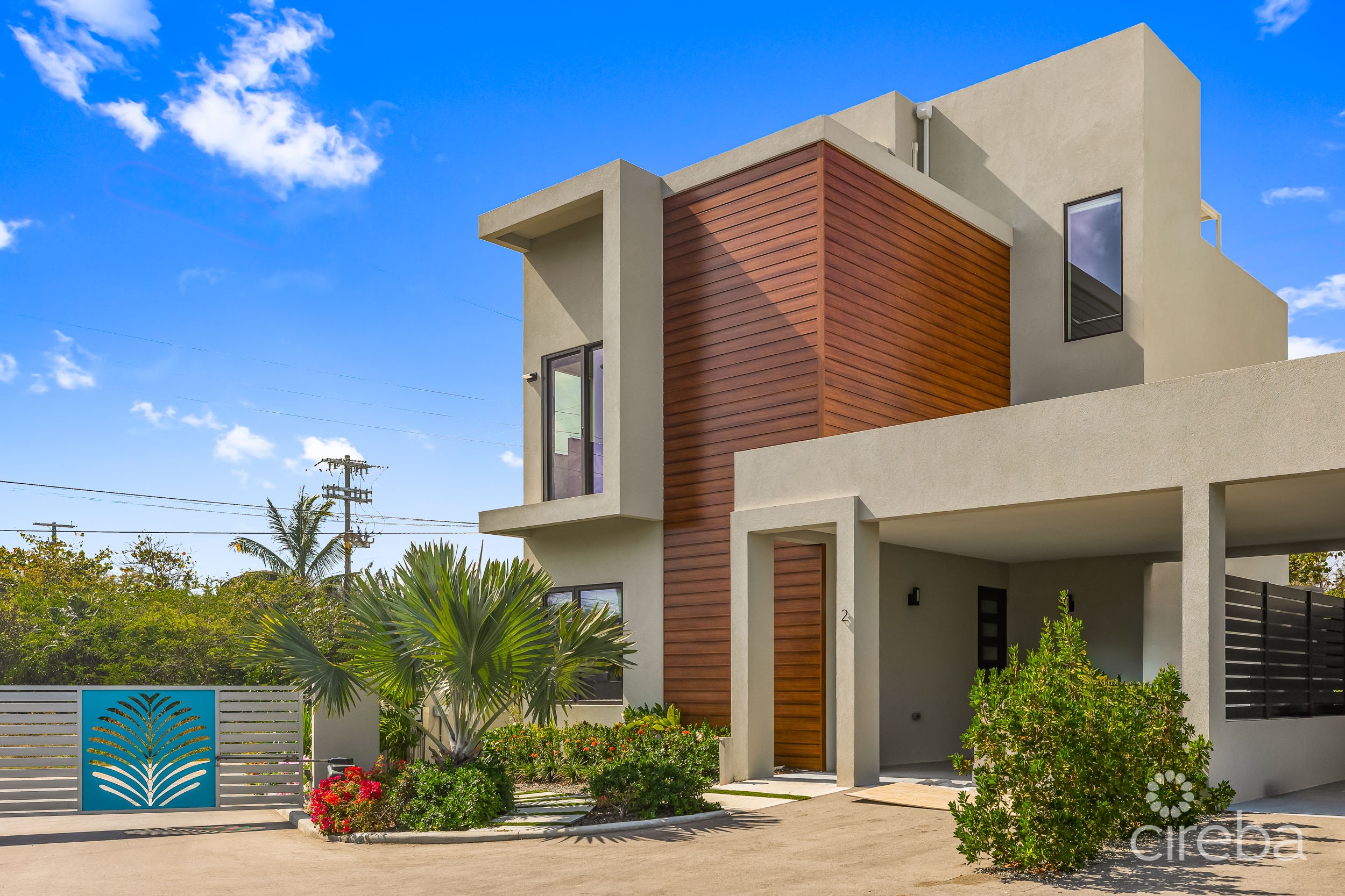 4BR FAMILY HOME W/SEA VIEWS –  BLUE PALMS #2