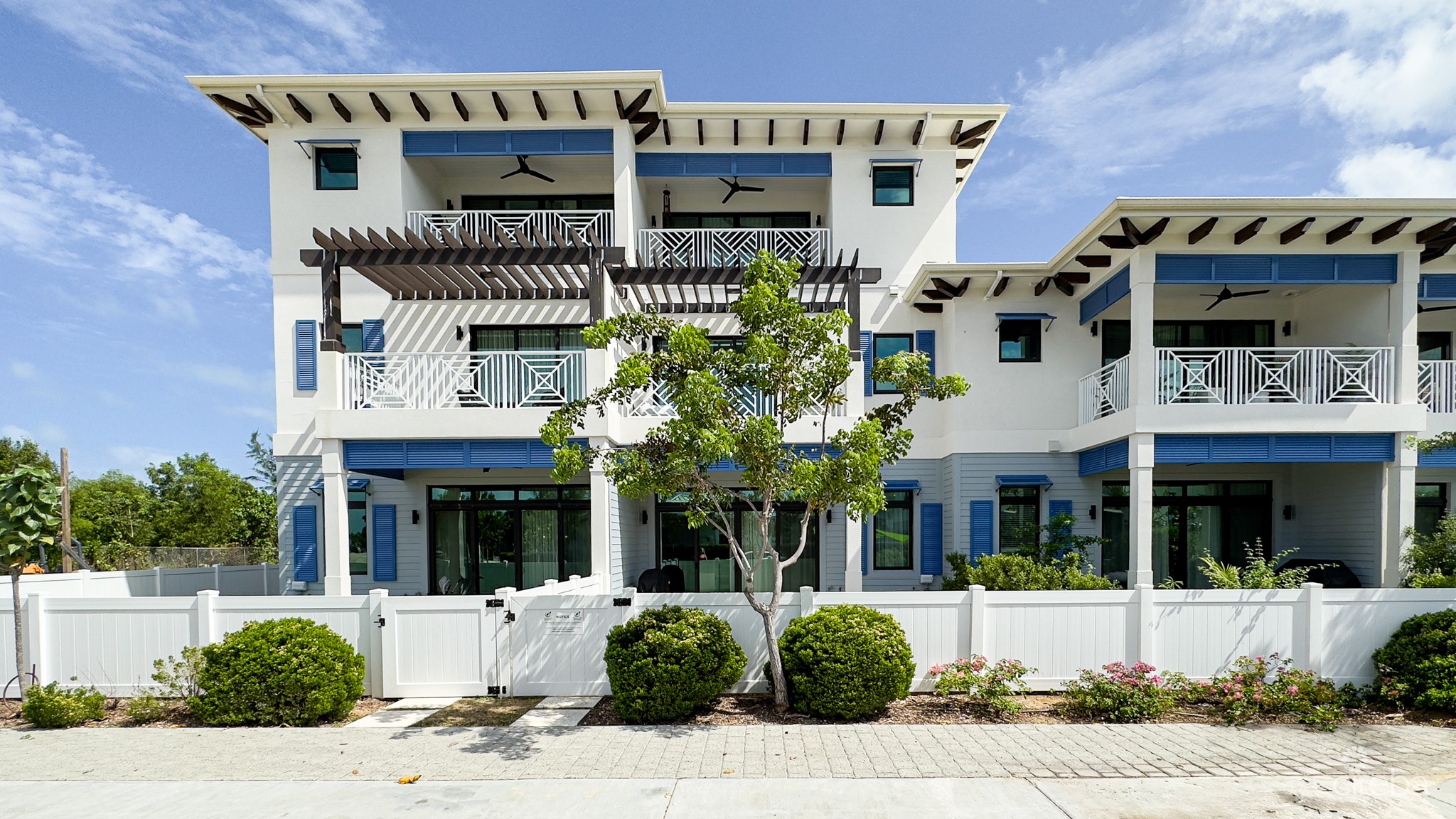 OLEA 202 – FAMILY HOME CAMANA BAY