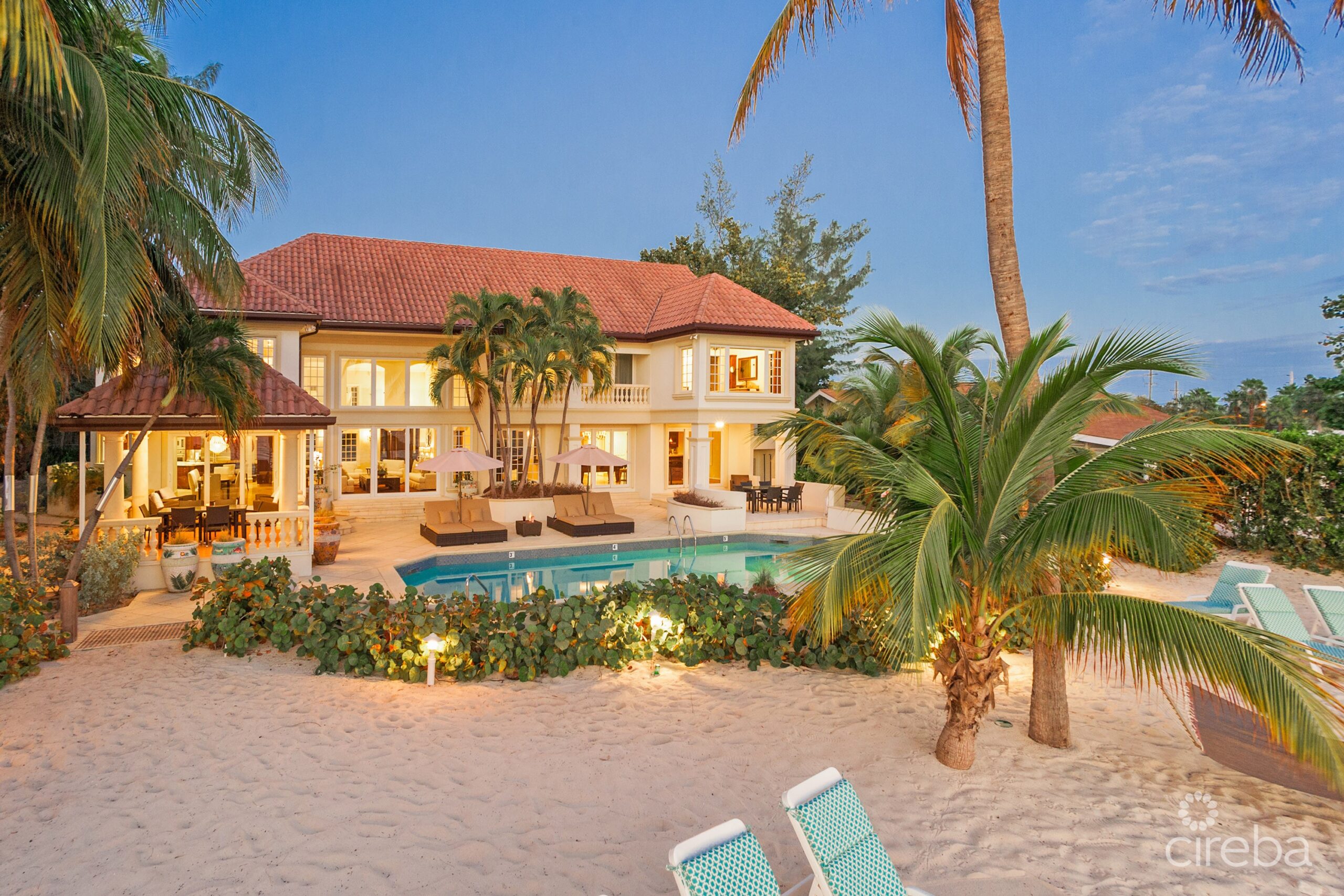 COCONUT WALK –  SEVEN MILE BEACH ESTATE