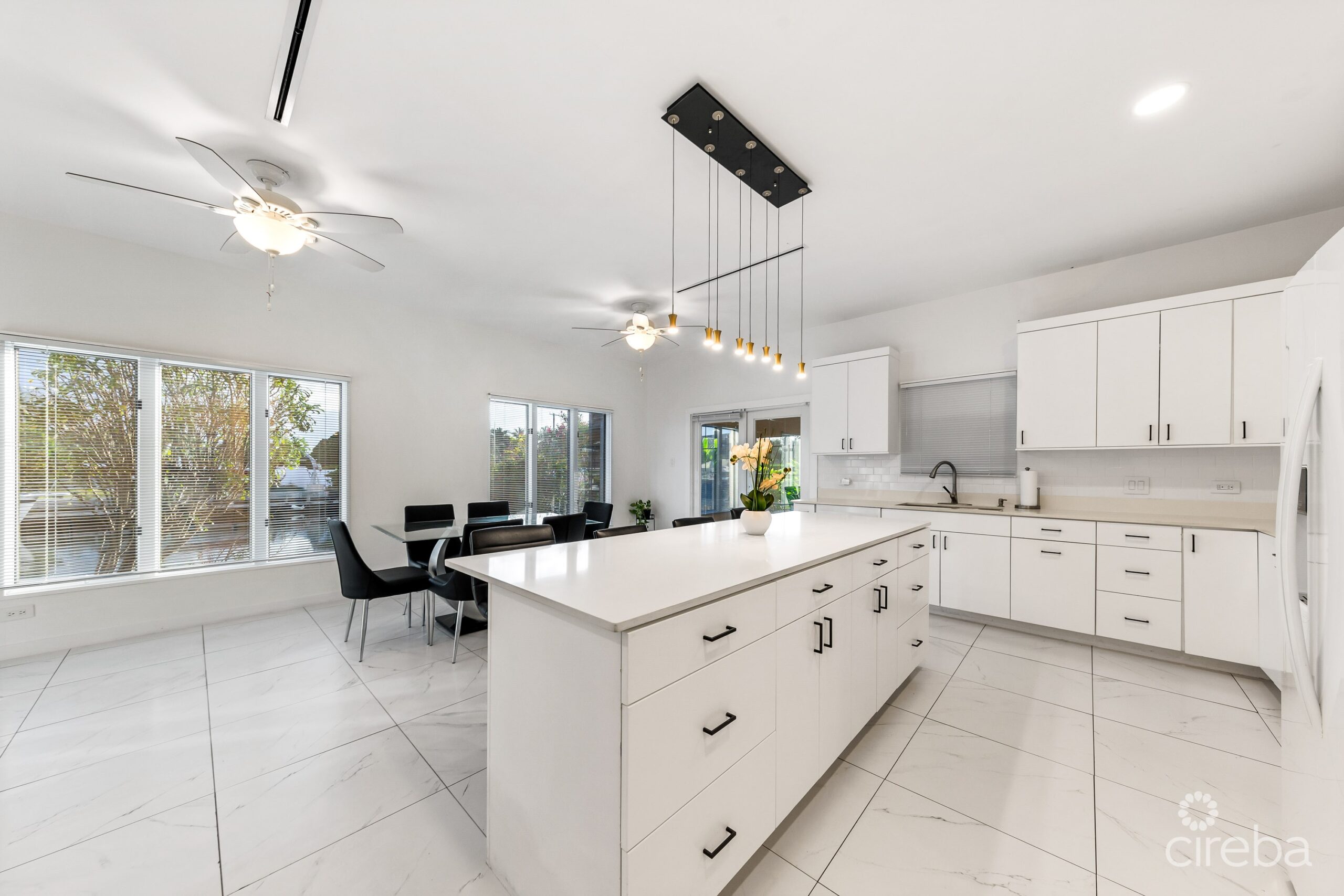 FULLY REMODELED 3BR FAMILY HOME IN NORTH SOUND ESTATES
