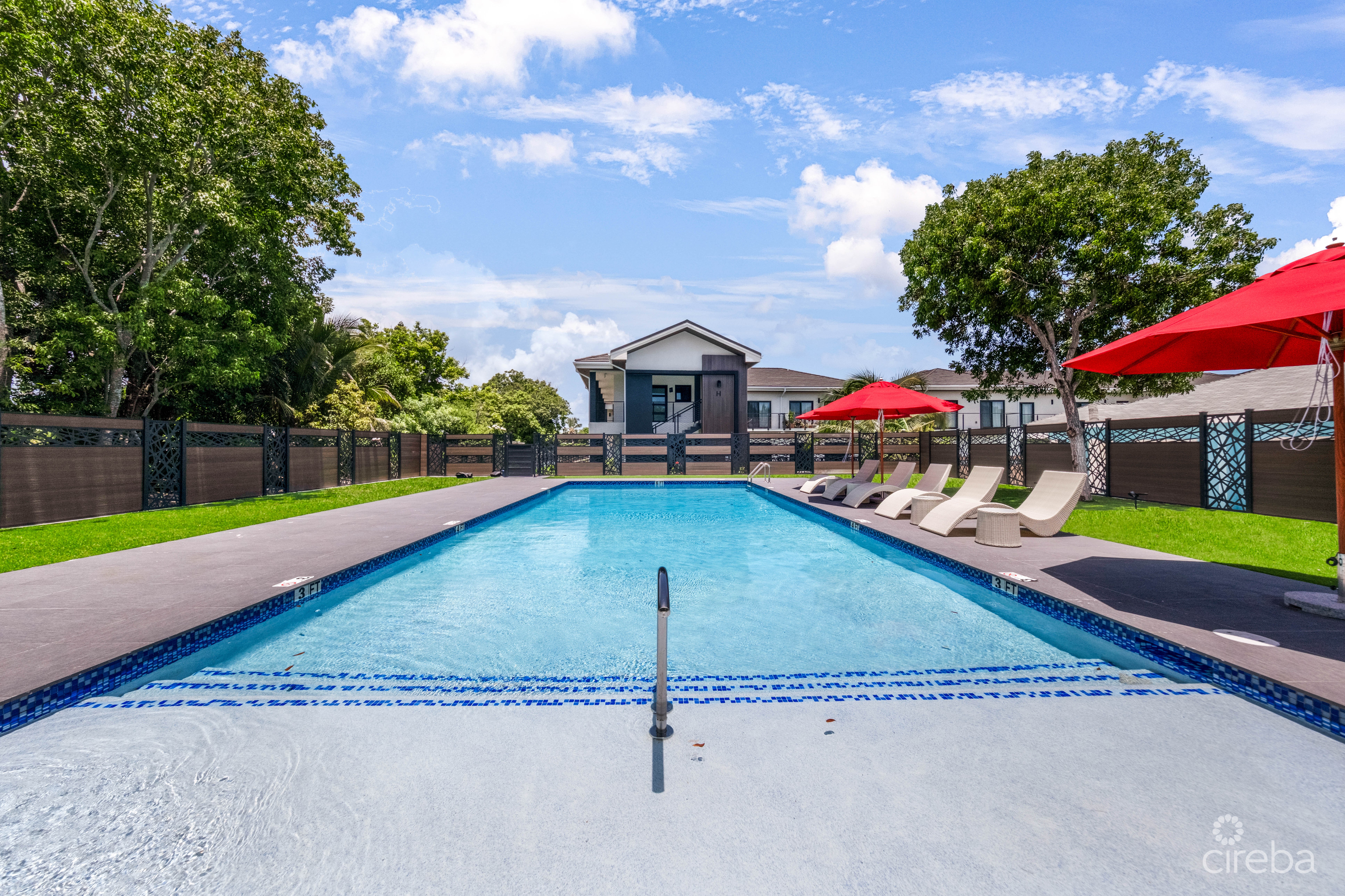 ARZA NEWLY BUILT 2BED + DEN  – MOVE IN READY