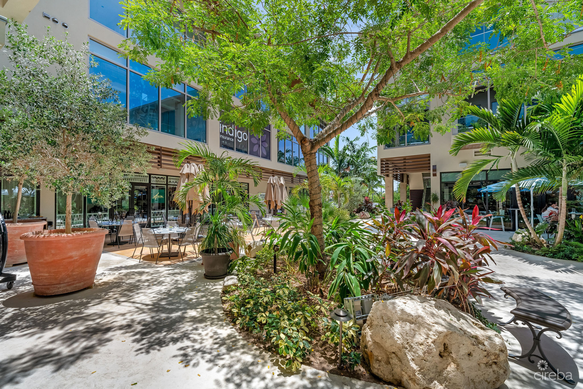 HARBOUR WALK RESIDENCES | CHIC 1-BED