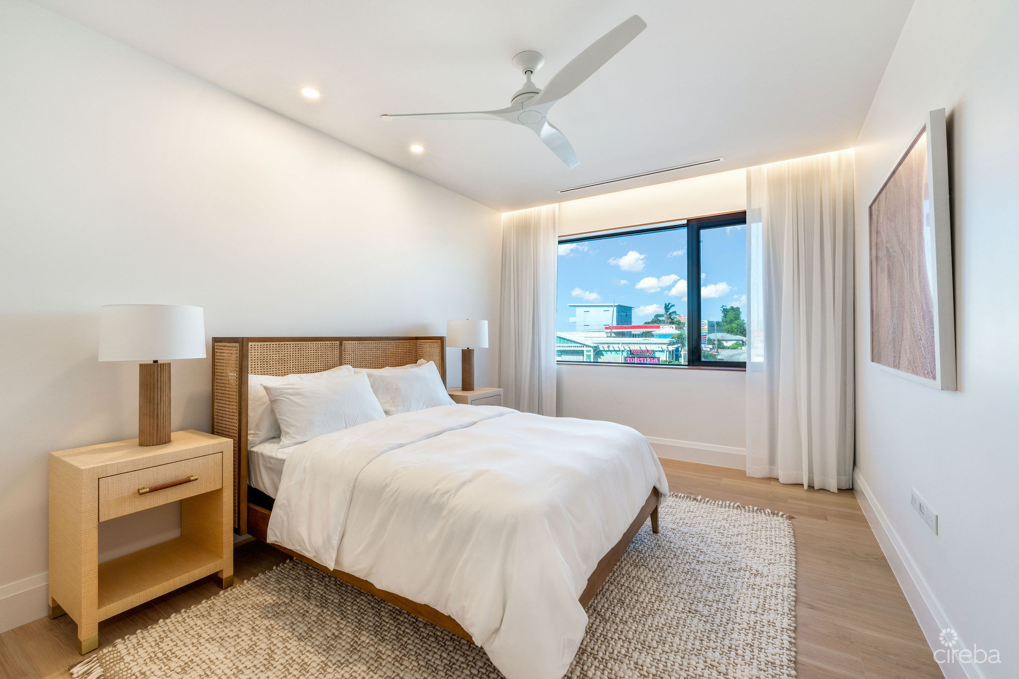THE SANDS 4 BED CONDO SMB