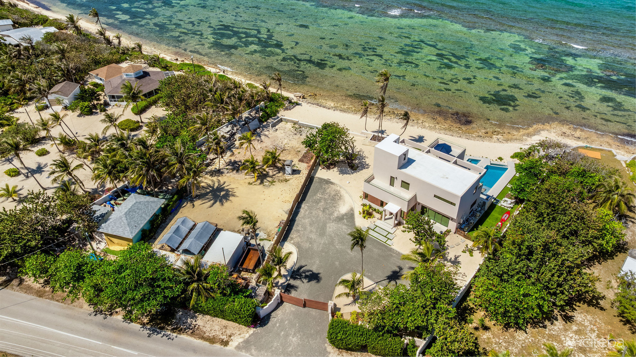 HALCYON POINT – EXPERIENCE  LUXURY FIRSTHAND