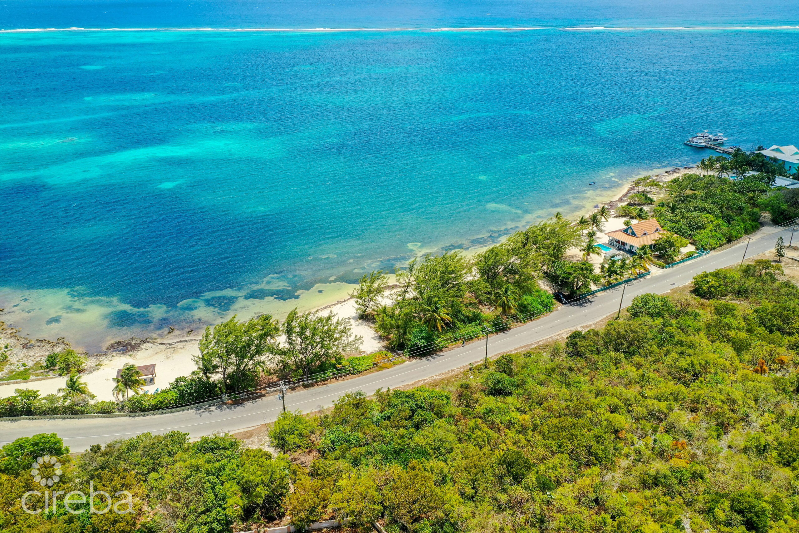 PRIME BEACHFRONT EAST END LAND 0.29 ACRE