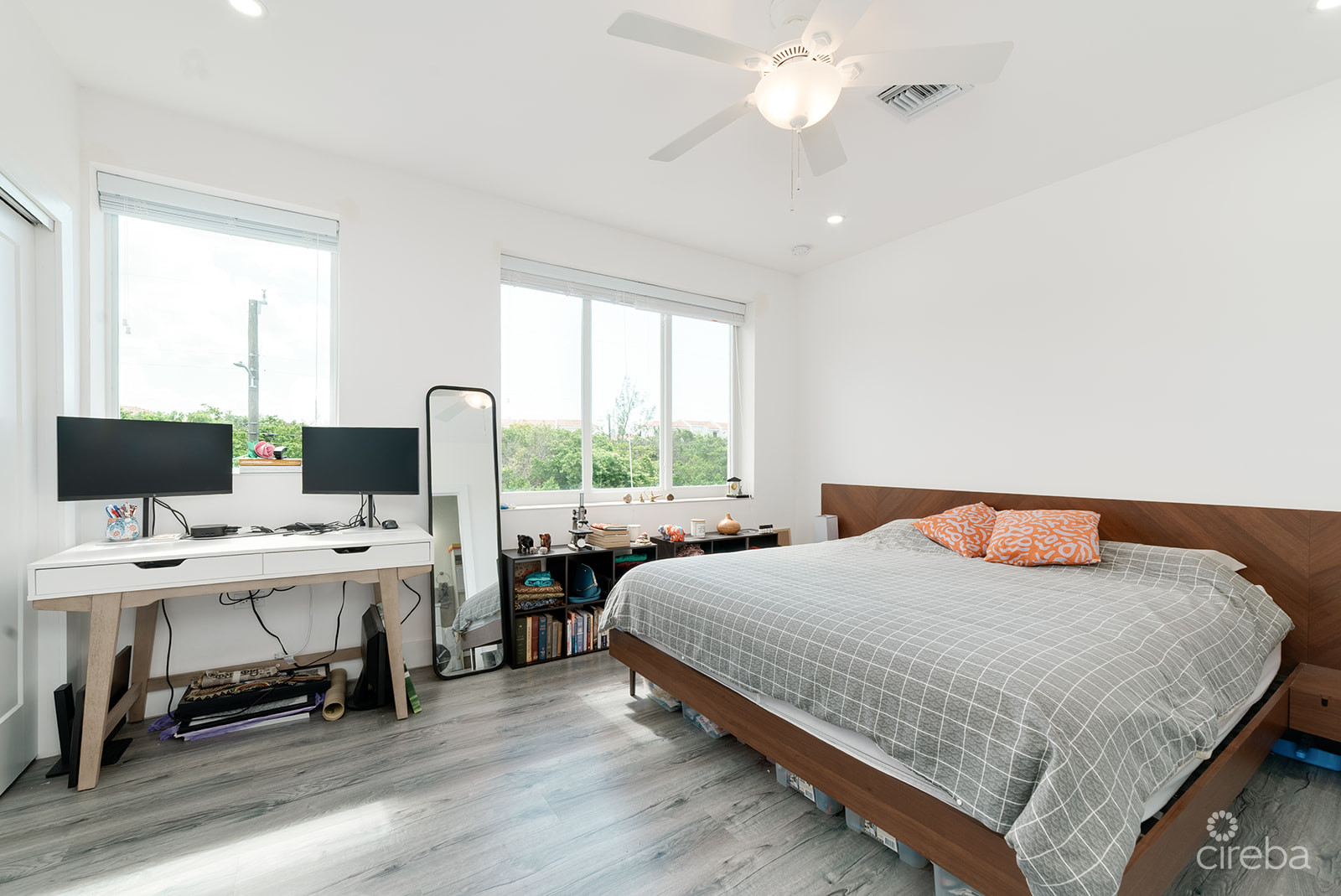 MOTIVATED SELLER MANTRAS 2 BEDROOM