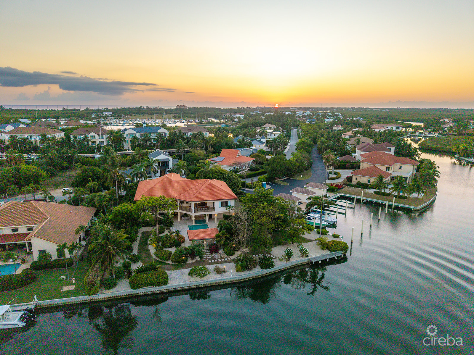 THE DOCK HOUSE | A VISTA DEL MAR & YACHT CLUB SIGNATURE RESIDENCE