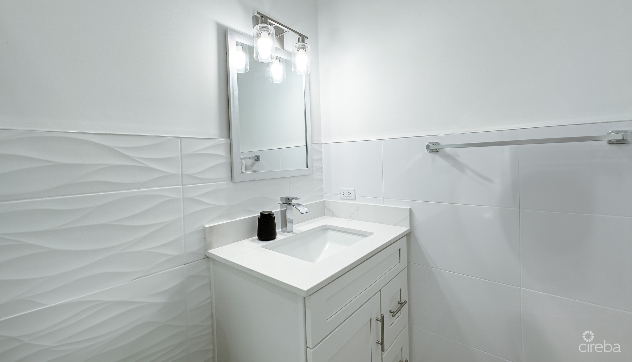 LA PAIDION CONDO WEST BAY