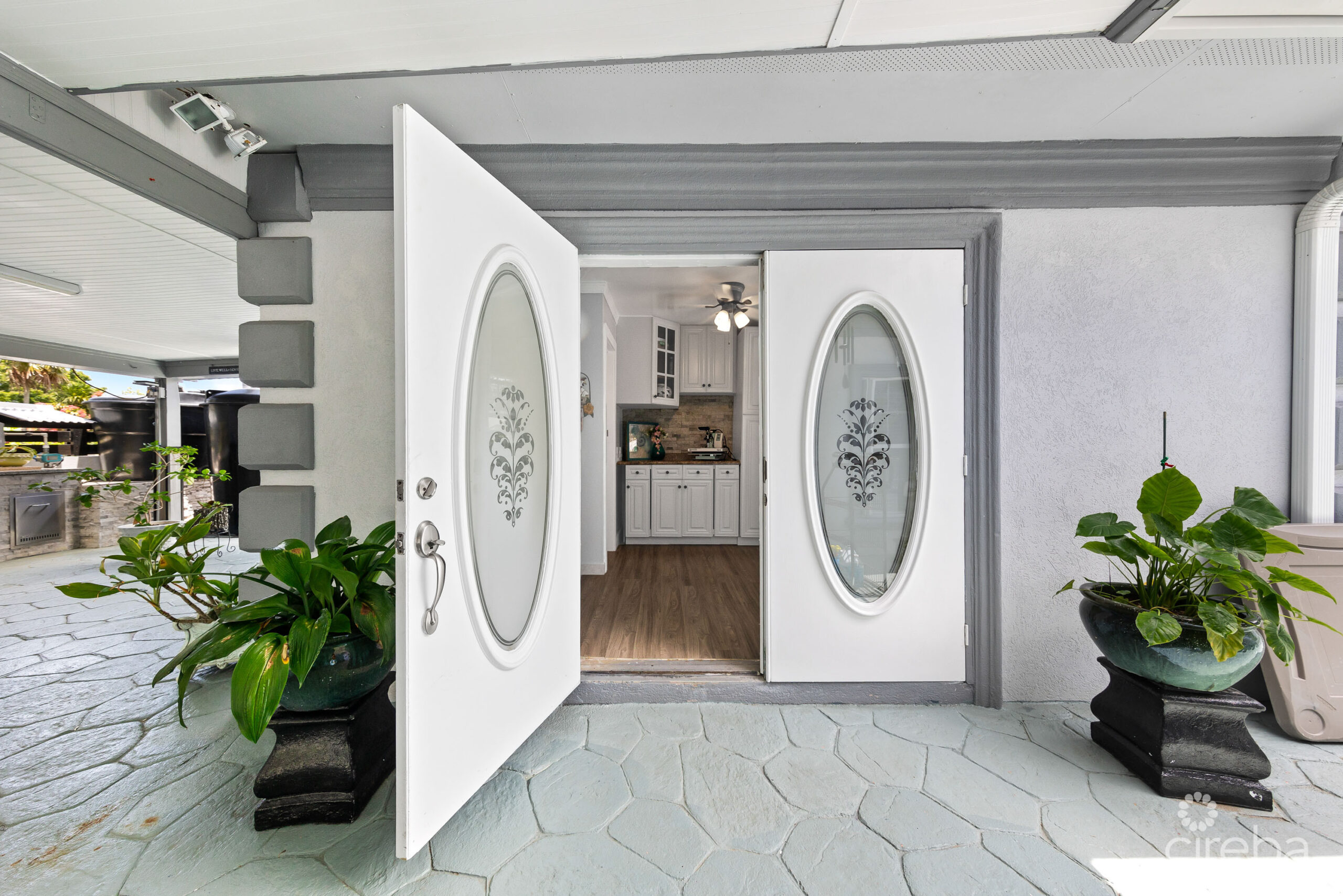 SINGLE FAMILY GEM IN NORTH SOUND ESTATES