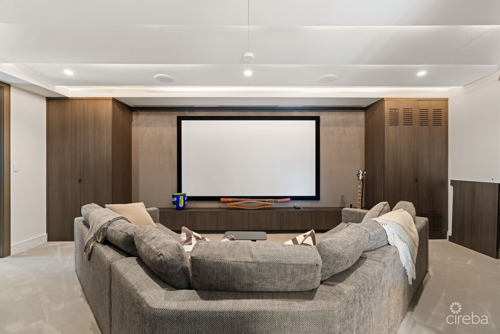 RITZ-CARLTON DECKHOUSE 9