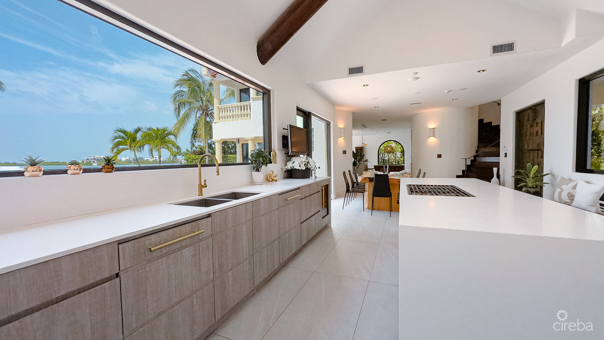 CRYSTAL HARBOUR – OCEAN FRONT HOME