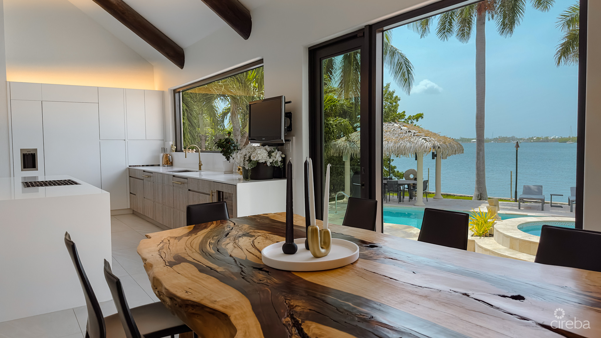 CRYSTAL HARBOUR – OCEAN FRONT HOME