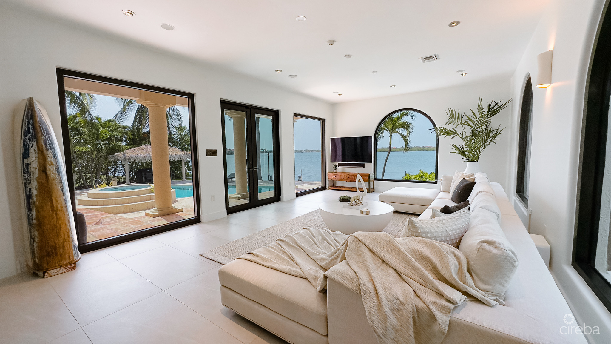 CRYSTAL HARBOUR – OCEAN FRONT HOME