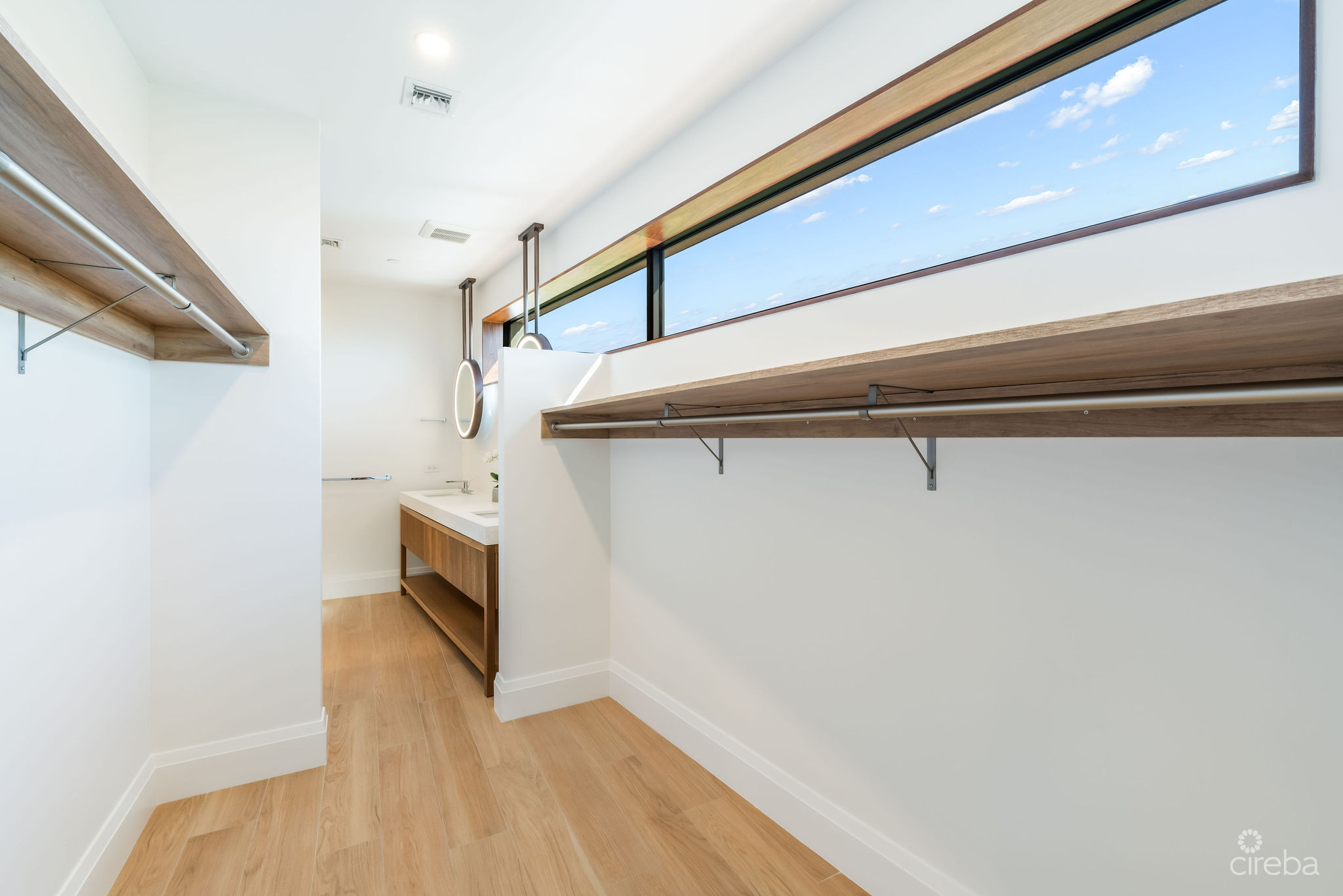 THE SANDS RESIDENCE #2