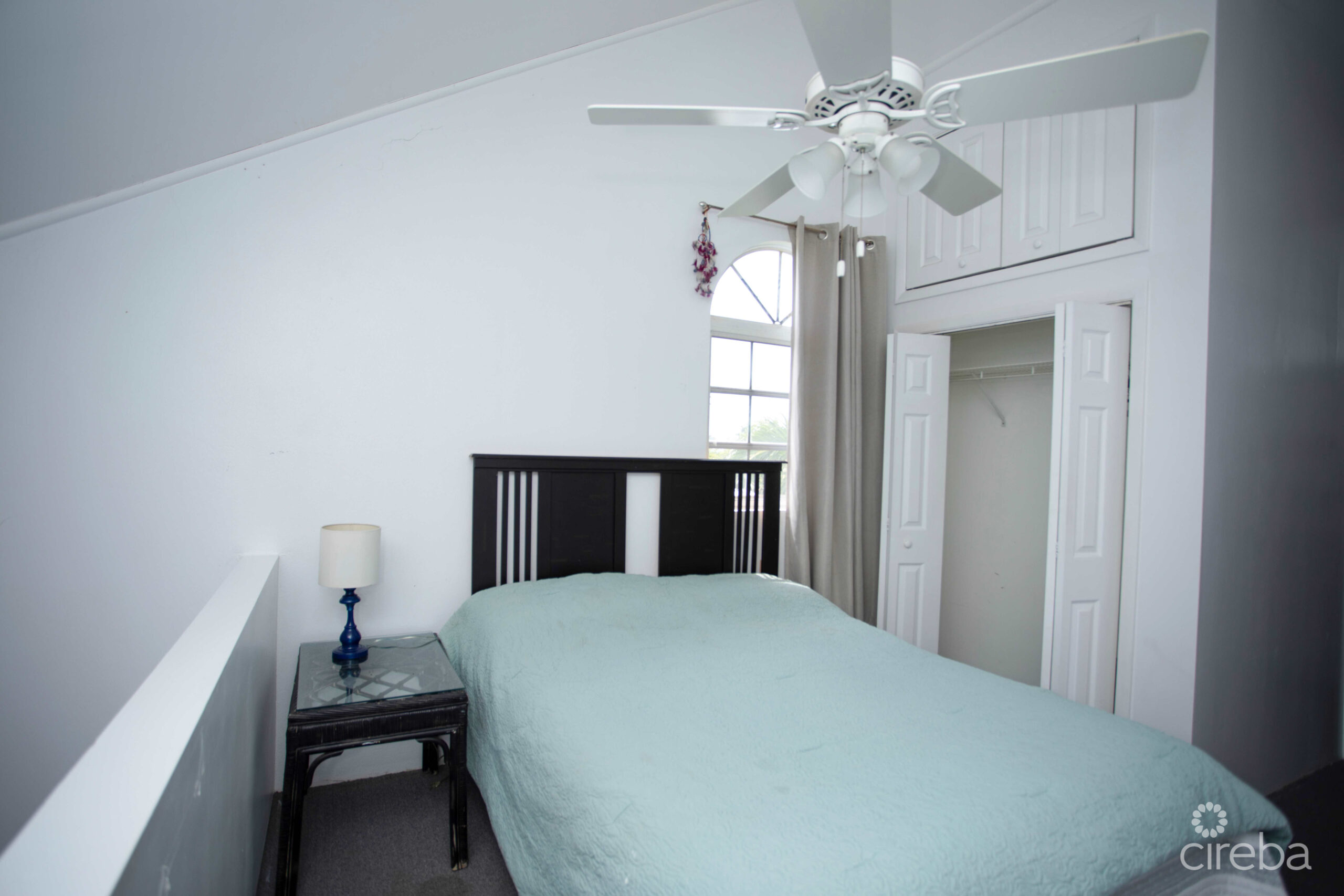 MUST SEE PLEASANT PALMS 2 BEDROOM