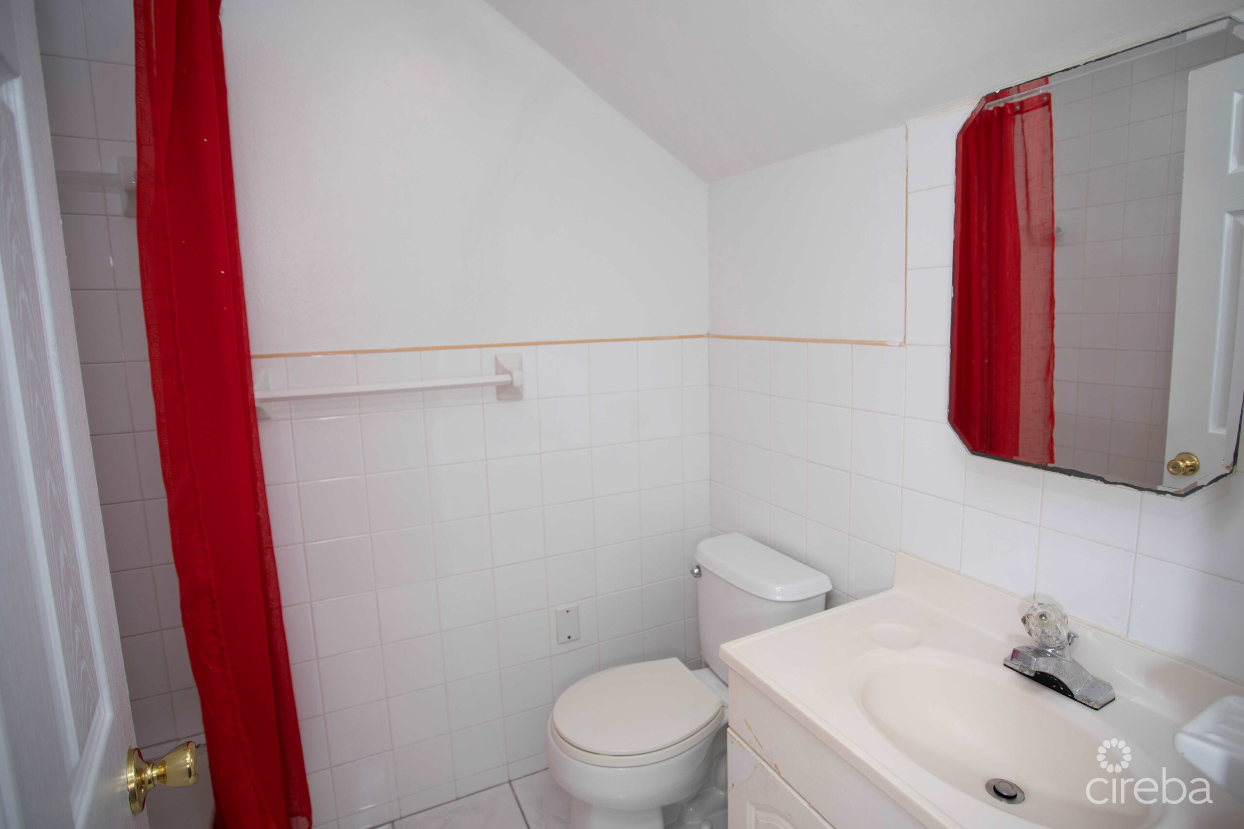 MUST SEE PLEASANT PALMS 2 BEDROOM