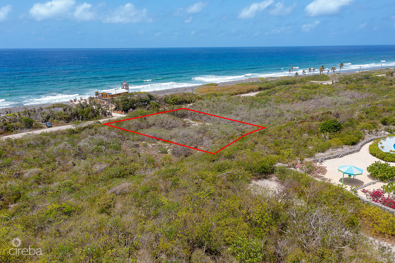 0.70 ACRE LOT – SOUTH SIDE CAYMAN BRAC