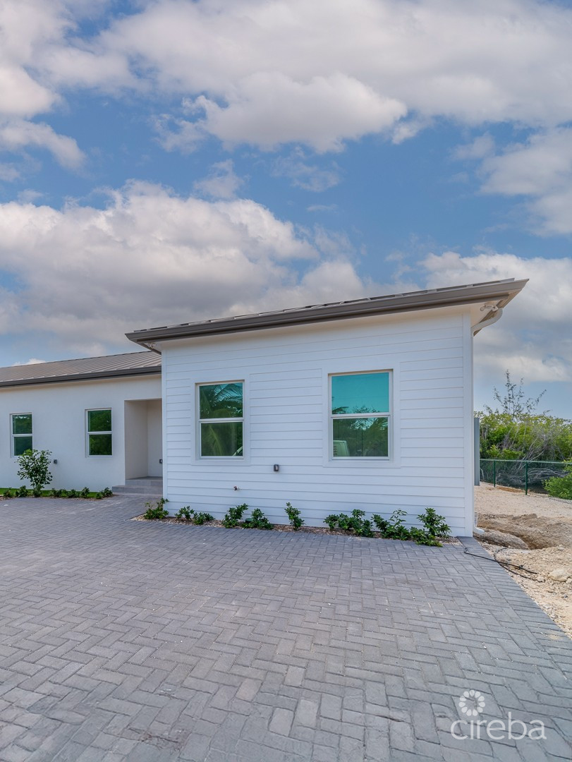 ORCHID VILLAS – 3 BED 2.5 BATH HOME – SPLENDID VIEW – NORTH SIDE