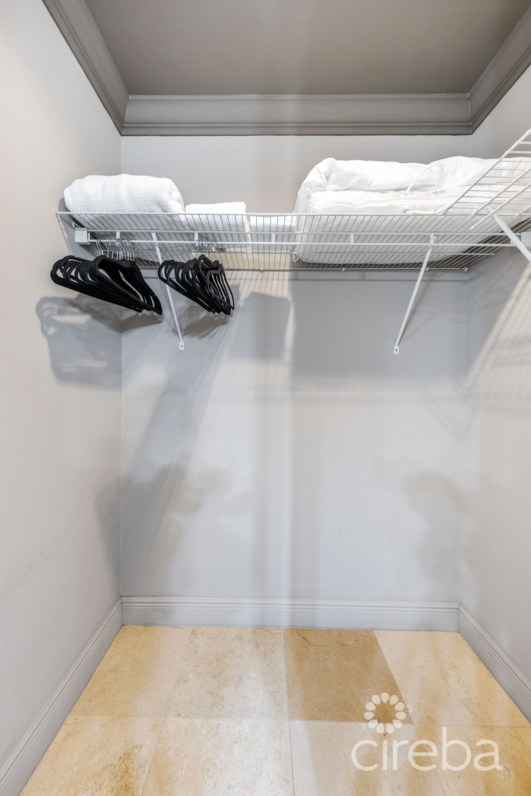 KISHA 201 SOUTH SOUND