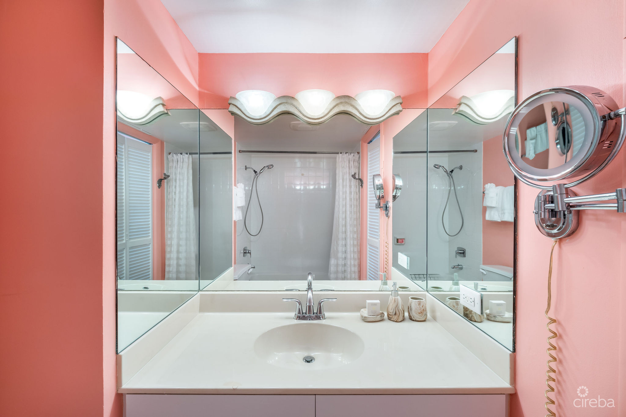 ISLANDS CLUB #10 – GROUND FLOOR