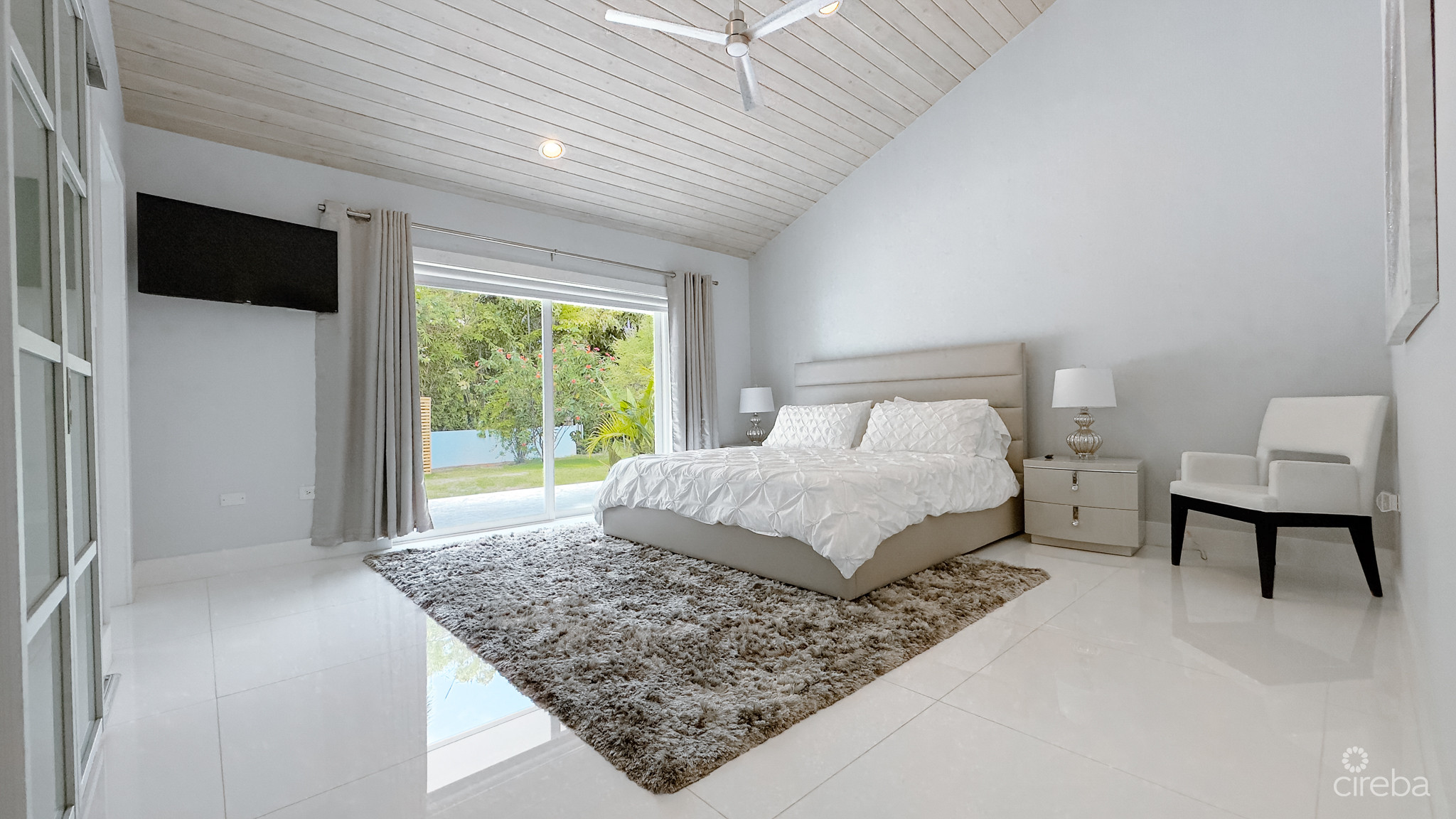 WATERFRONT HOME, GOVERNORS HARBOUR