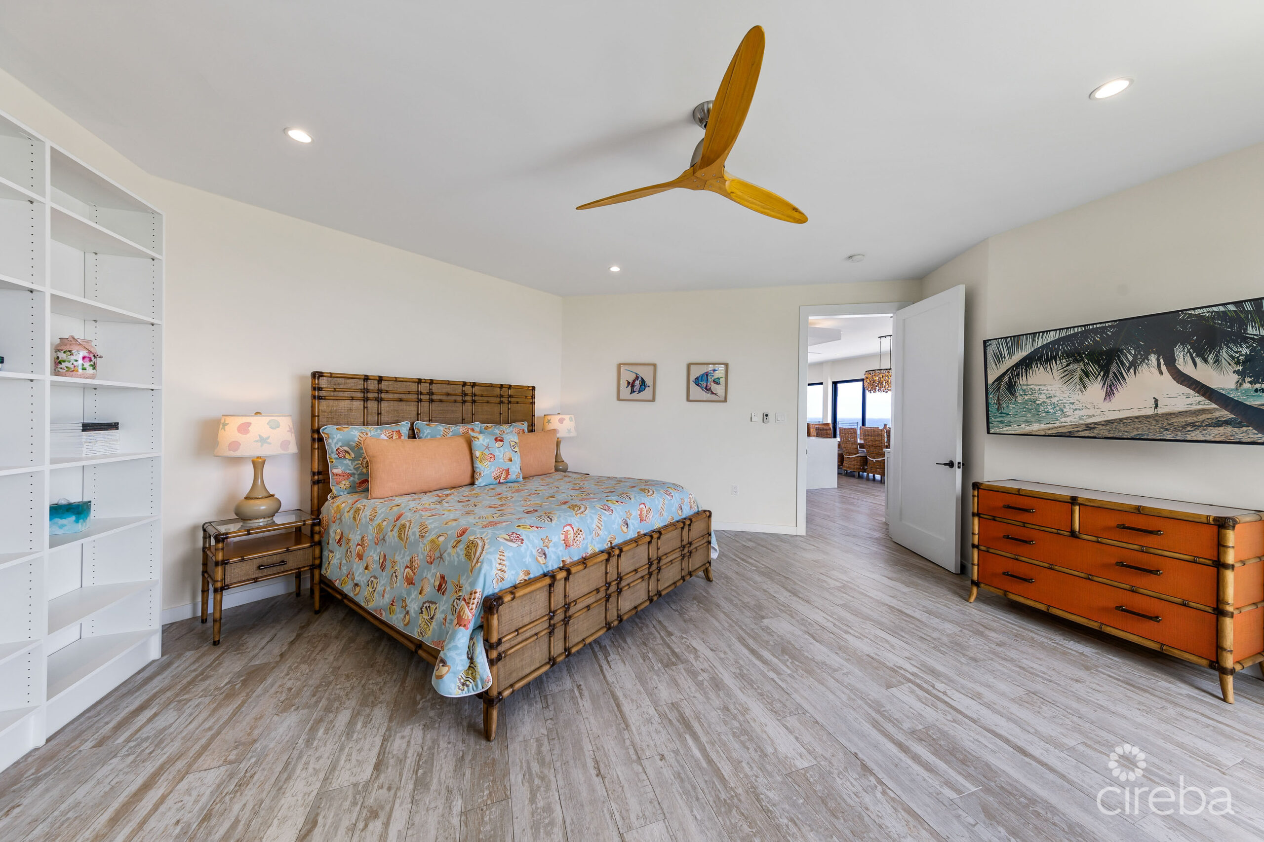 BELLA VISTA-LUXURY PANORAMIC OCEANFRONT 5 BEDROOM ESTATE