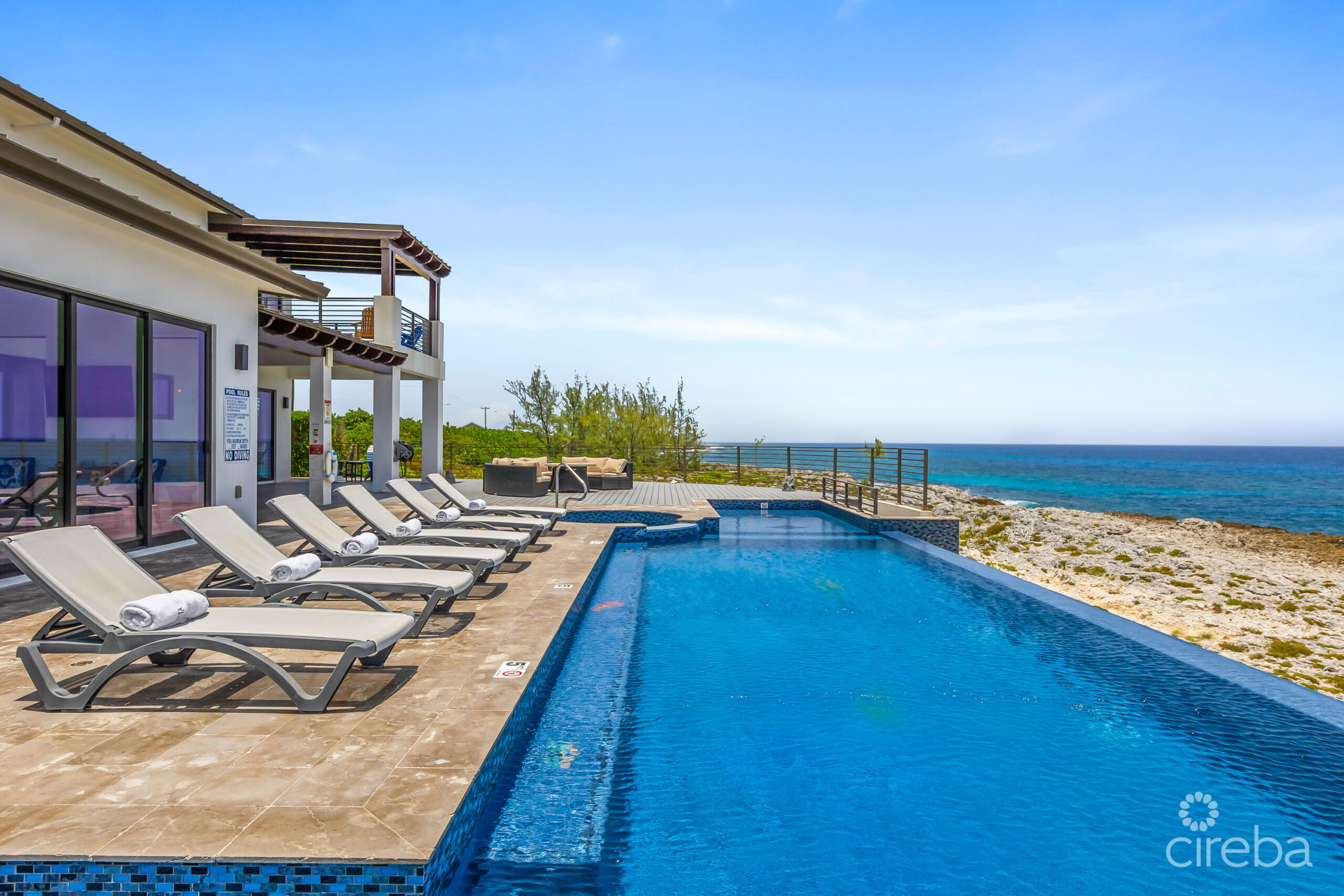 BELLA VISTA-LUXURY PANORAMIC OCEANFRONT 5 BEDROOM ESTATE