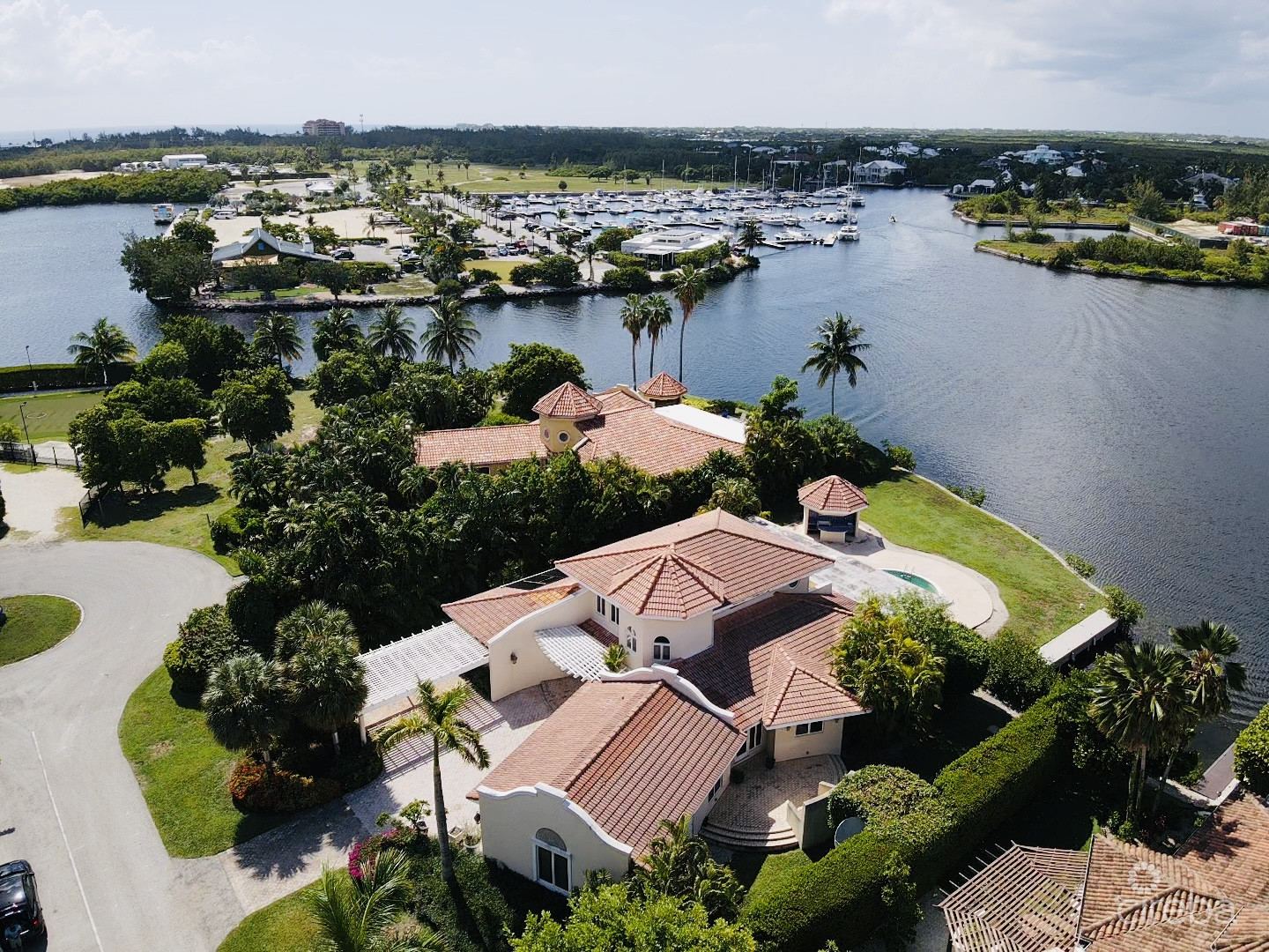 726 YACHT DRIVE