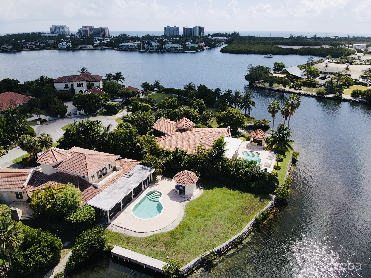 726 YACHT DRIVE