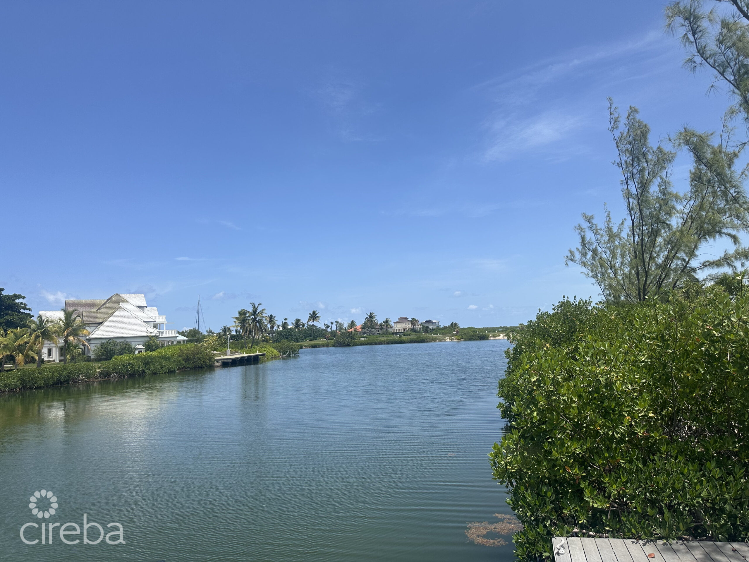 REDUCED US$225,000 – THE SHORES CANAL FRONT LARGE 0.4459ACRES