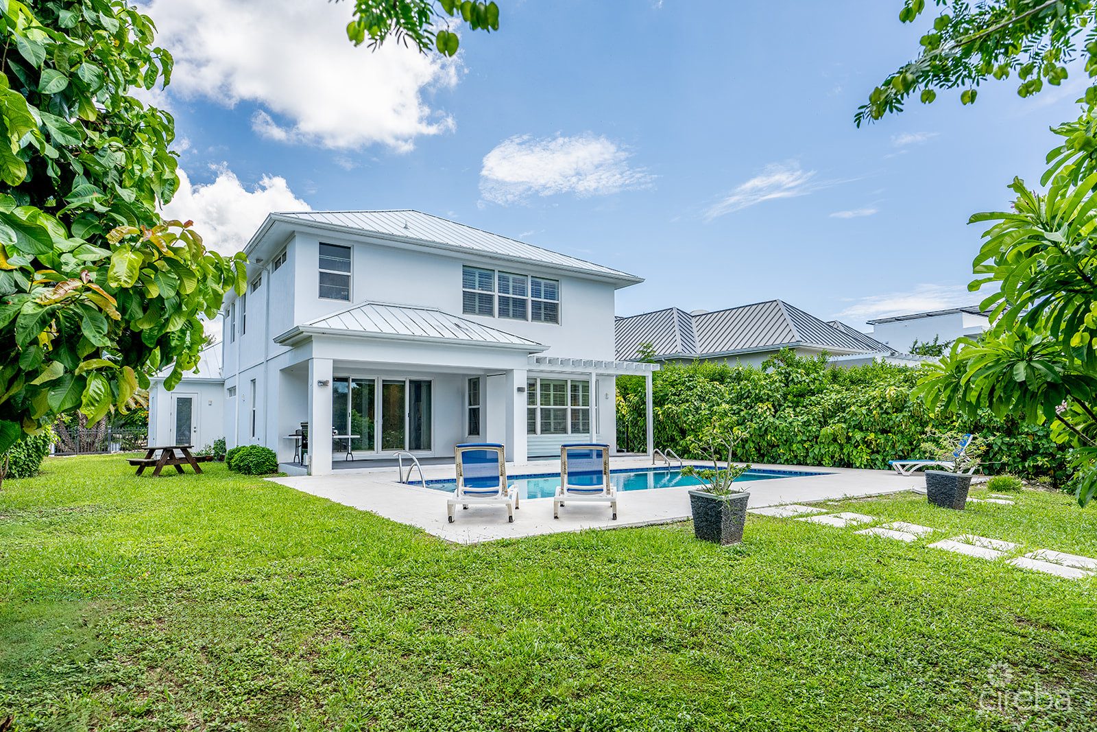 BIMINI DR – EXECUTIVE CANAL FRONT HOME IN GRAND HARBOUR