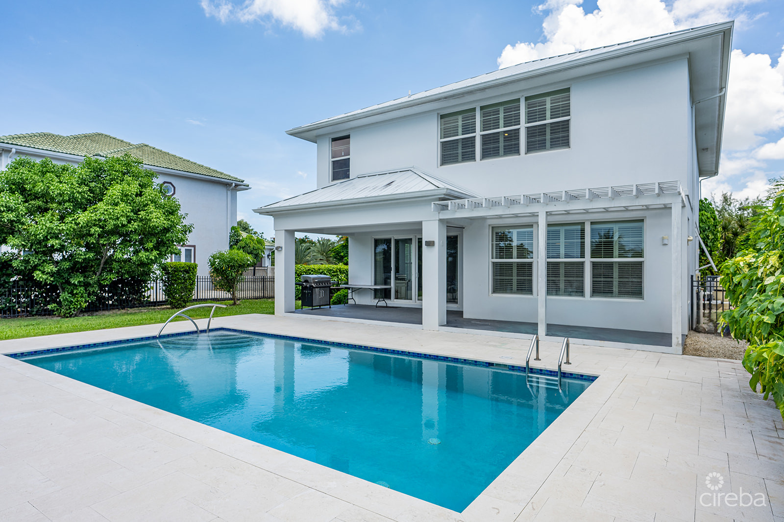 BIMINI DR – EXECUTIVE CANAL FRONT HOME IN GRAND HARBOUR