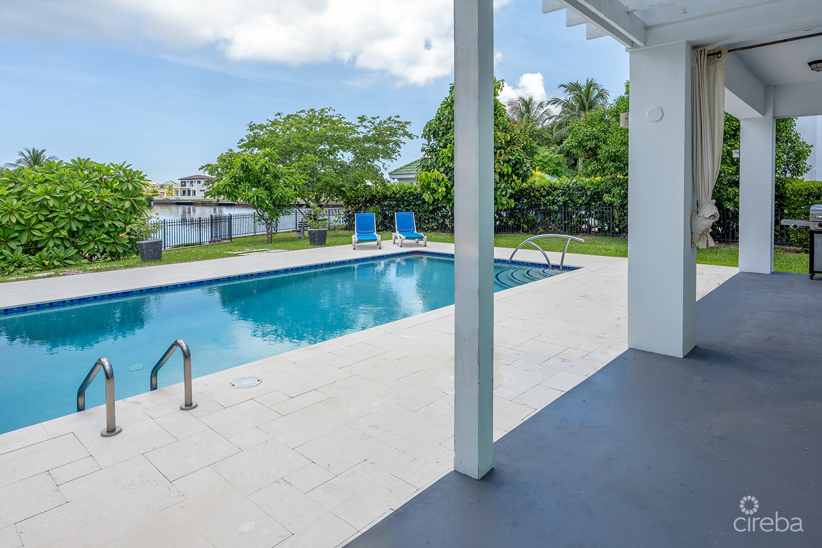 BIMINI DR – EXECUTIVE CANAL FRONT HOME IN GRAND HARBOUR