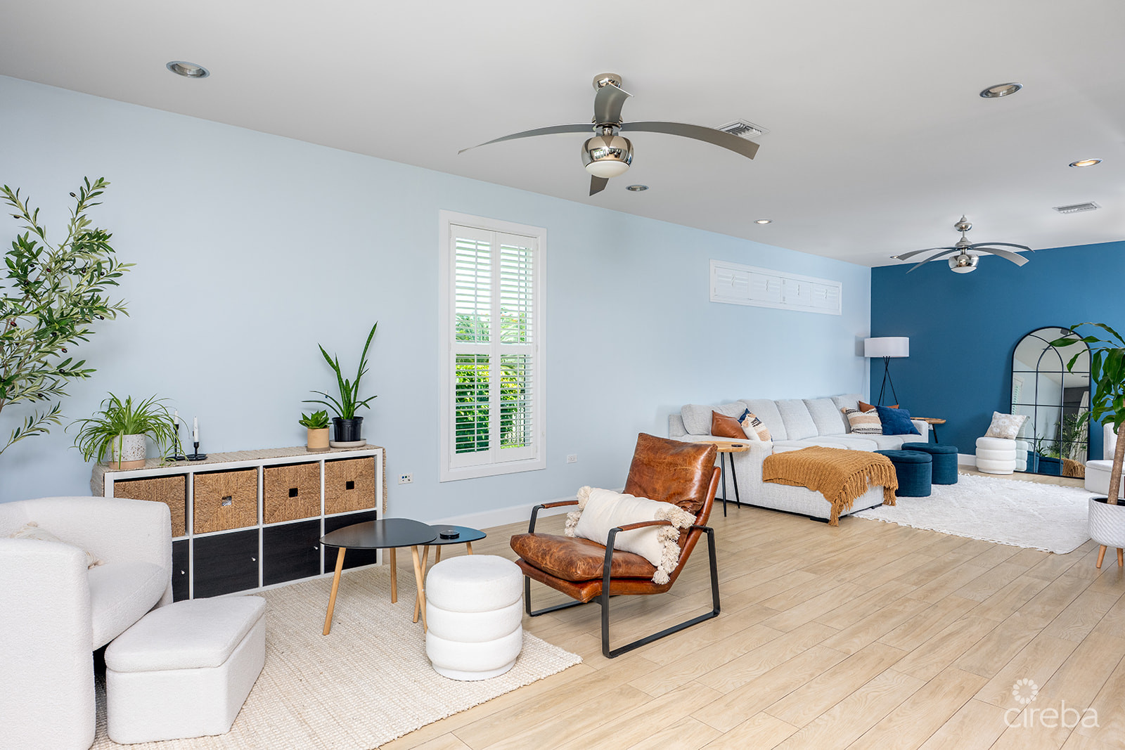 BIMINI DR – EXECUTIVE CANAL FRONT HOME IN GRAND HARBOUR