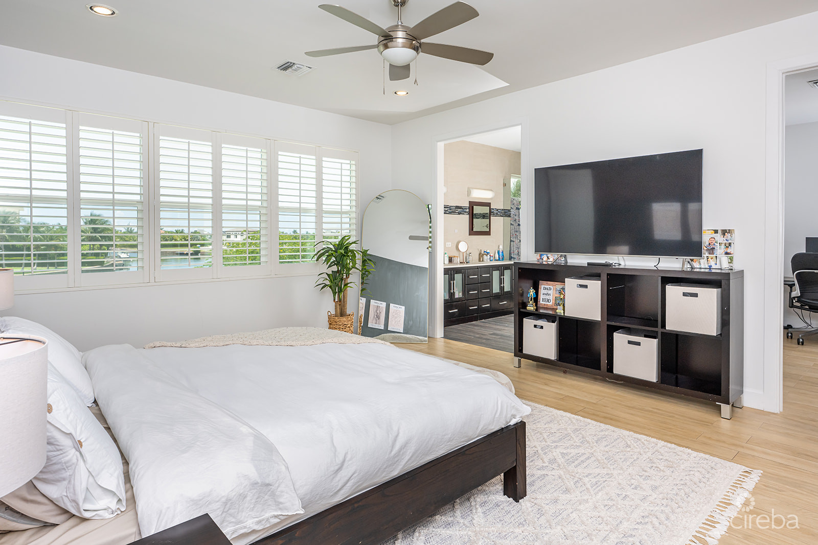 BIMINI DR – EXECUTIVE CANAL FRONT HOME IN GRAND HARBOUR