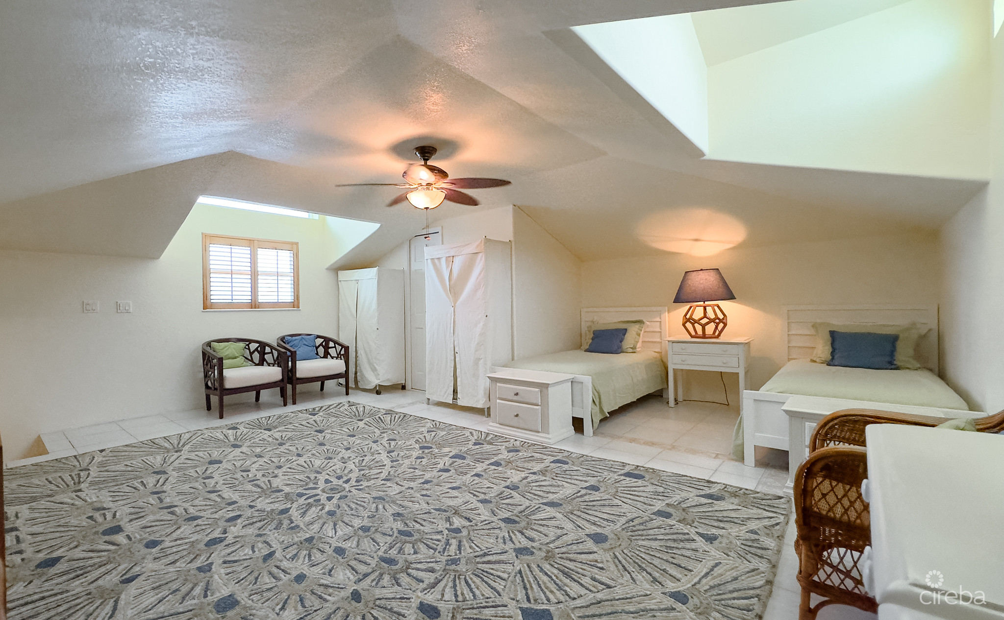 LITTLE CAYMAN BEACHFRONT HOME WITH POOL