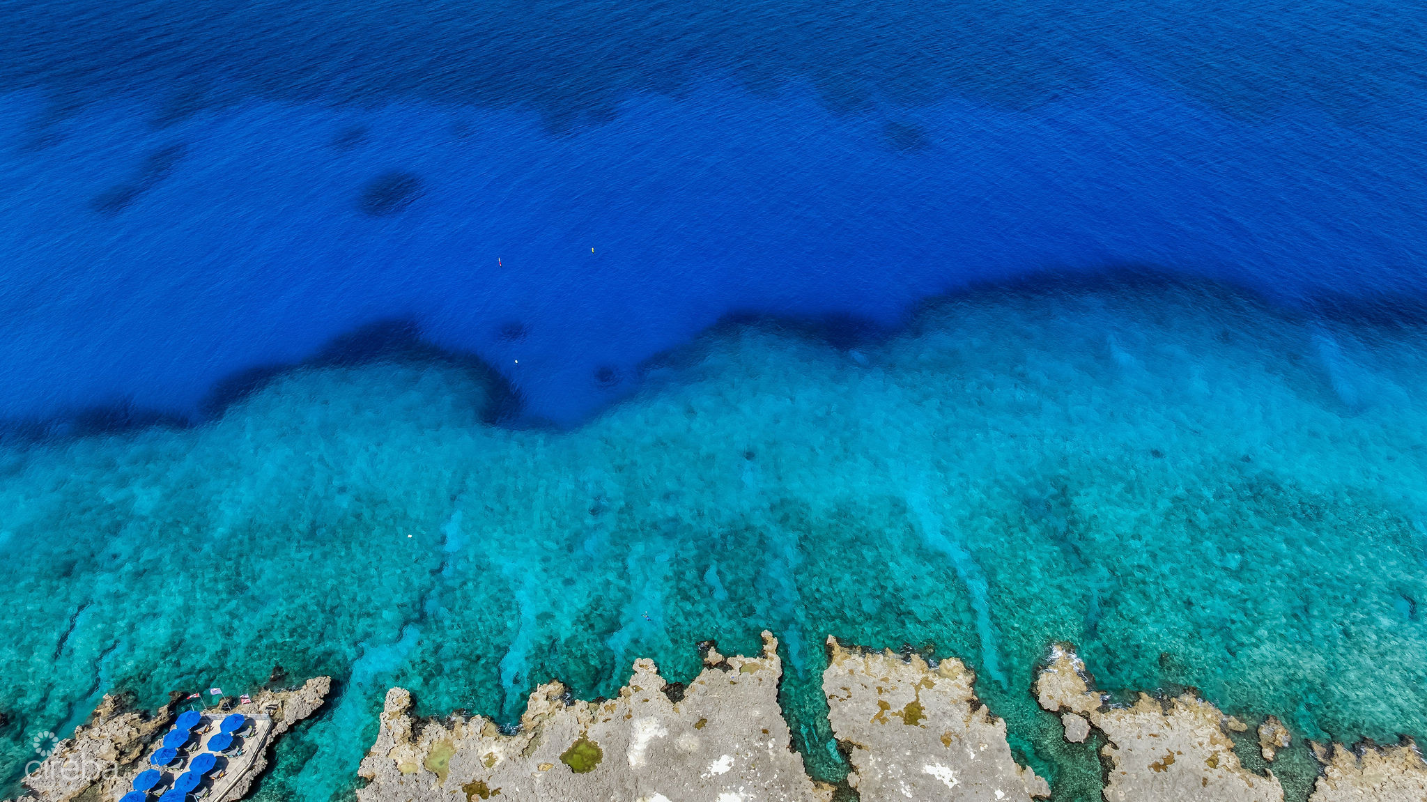 PRIME OCEANFRONT LAND – WEST BAY 0.83 ACRES