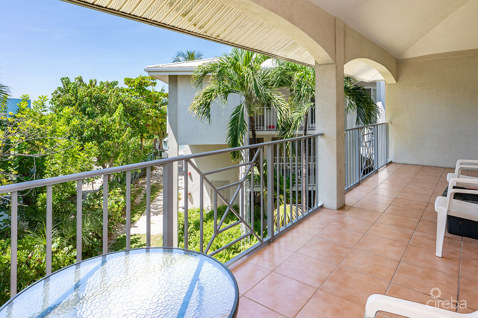 SUNSET COVE  – PENTHOUSE – CORNER UNIT