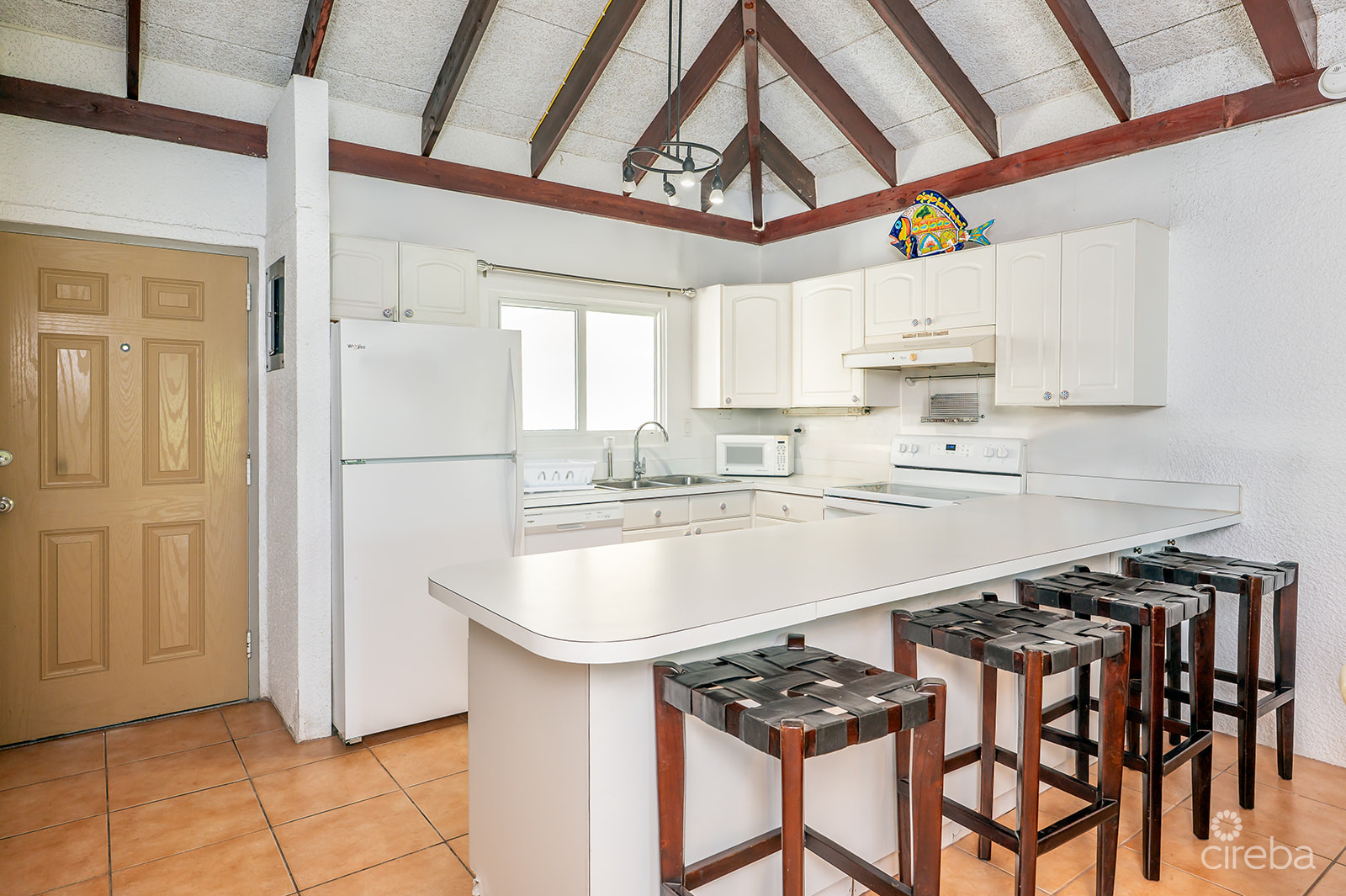 SUNSET COVE  – PENTHOUSE – CORNER UNIT