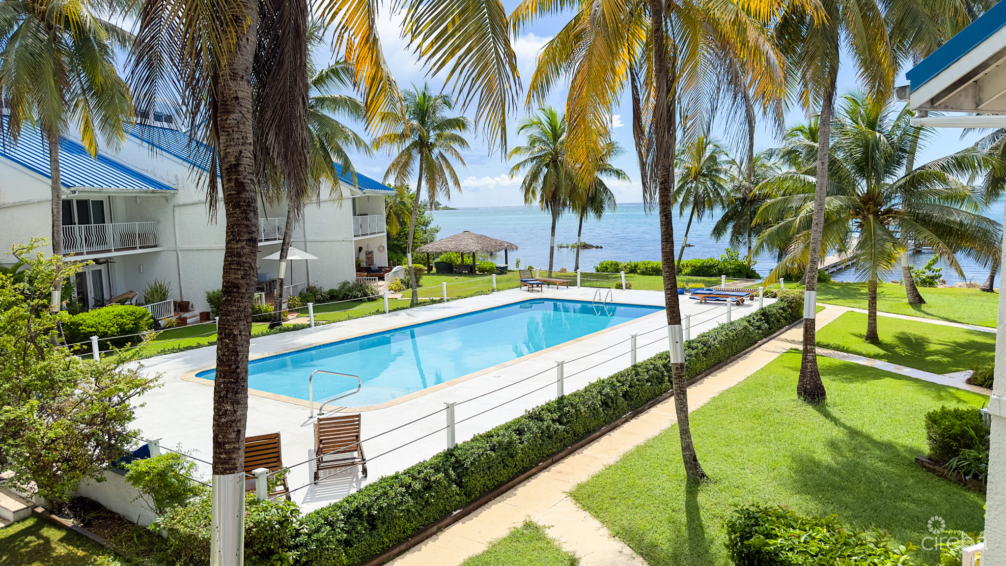 3 BED OCEAN VIEW – BY THE SEA