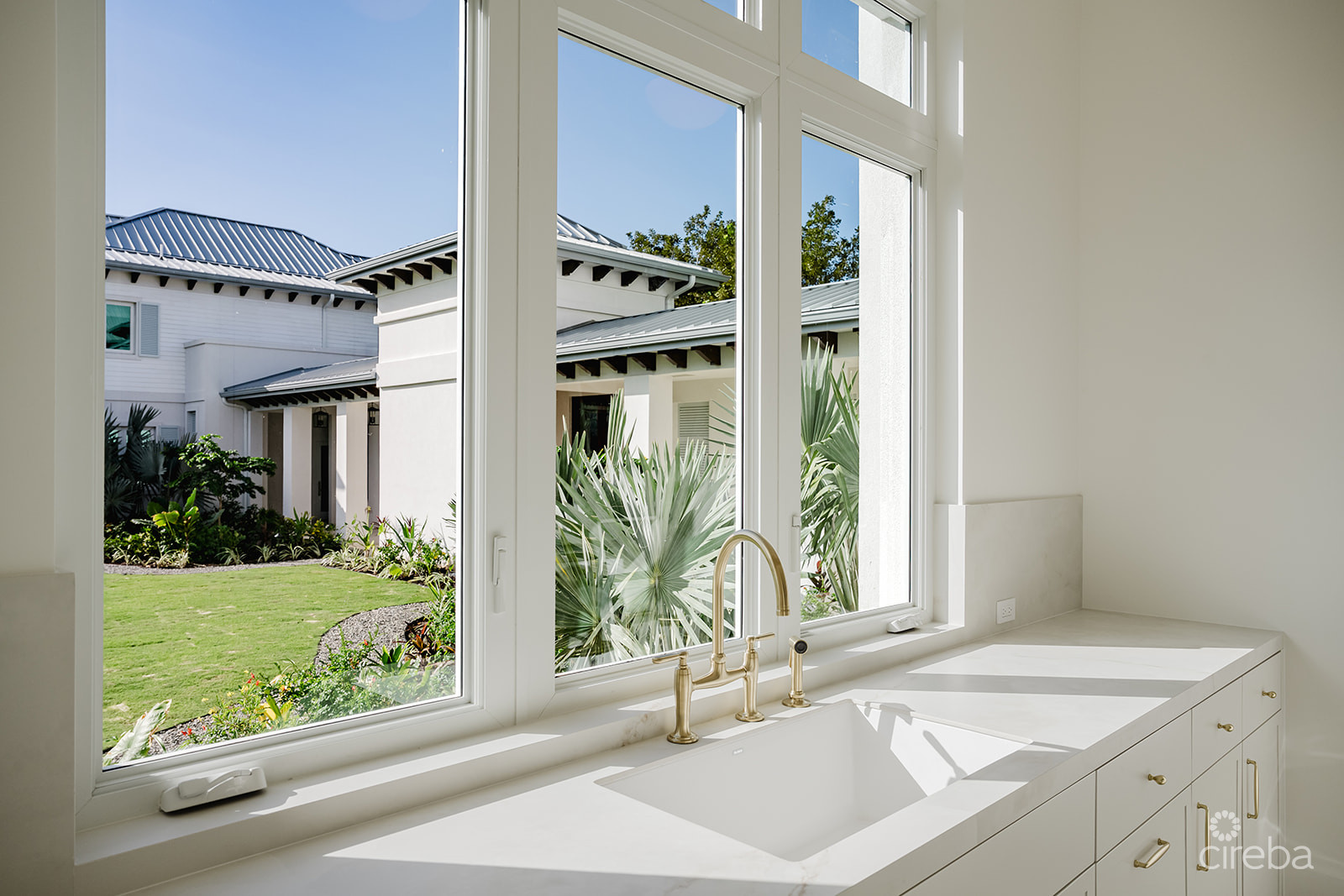 THE ORCHARD AT SALT CREEK | 32 CREEKSIDE COURT | A SALT CREEK ESTATE