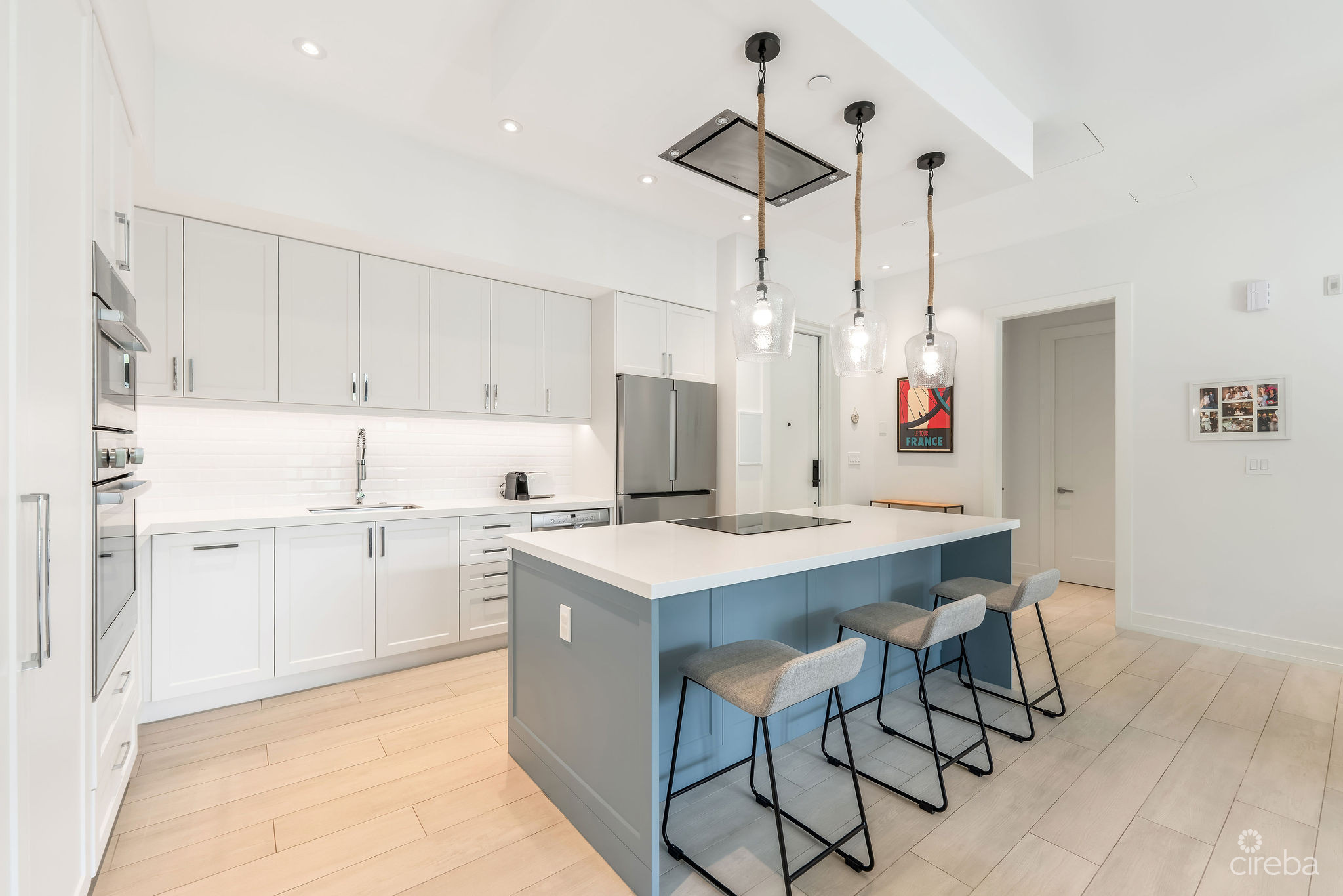 OLEA 414 – PRIVATE GARDEN 2-BED RESIDENCE