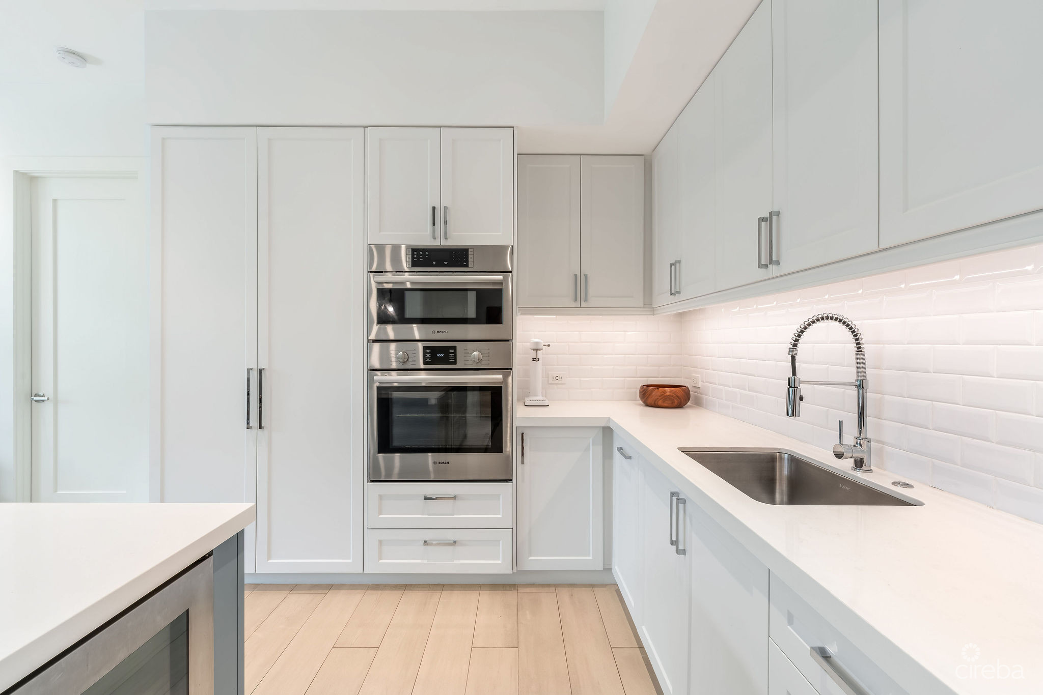 OLEA 414 – PRIVATE GARDEN 2-BED RESIDENCE