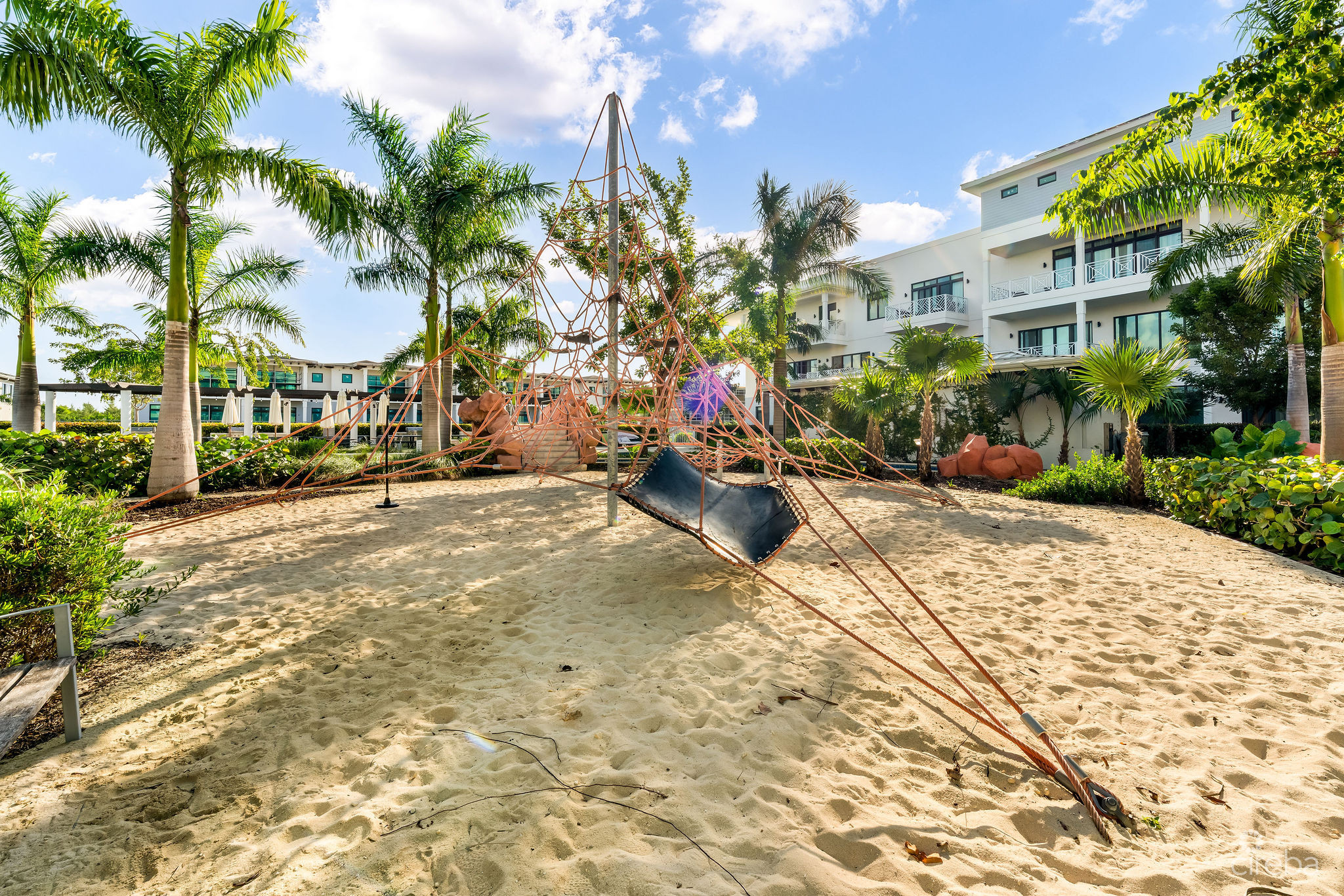 OLEA 414 – PRIVATE GARDEN 2-BED RESIDENCE