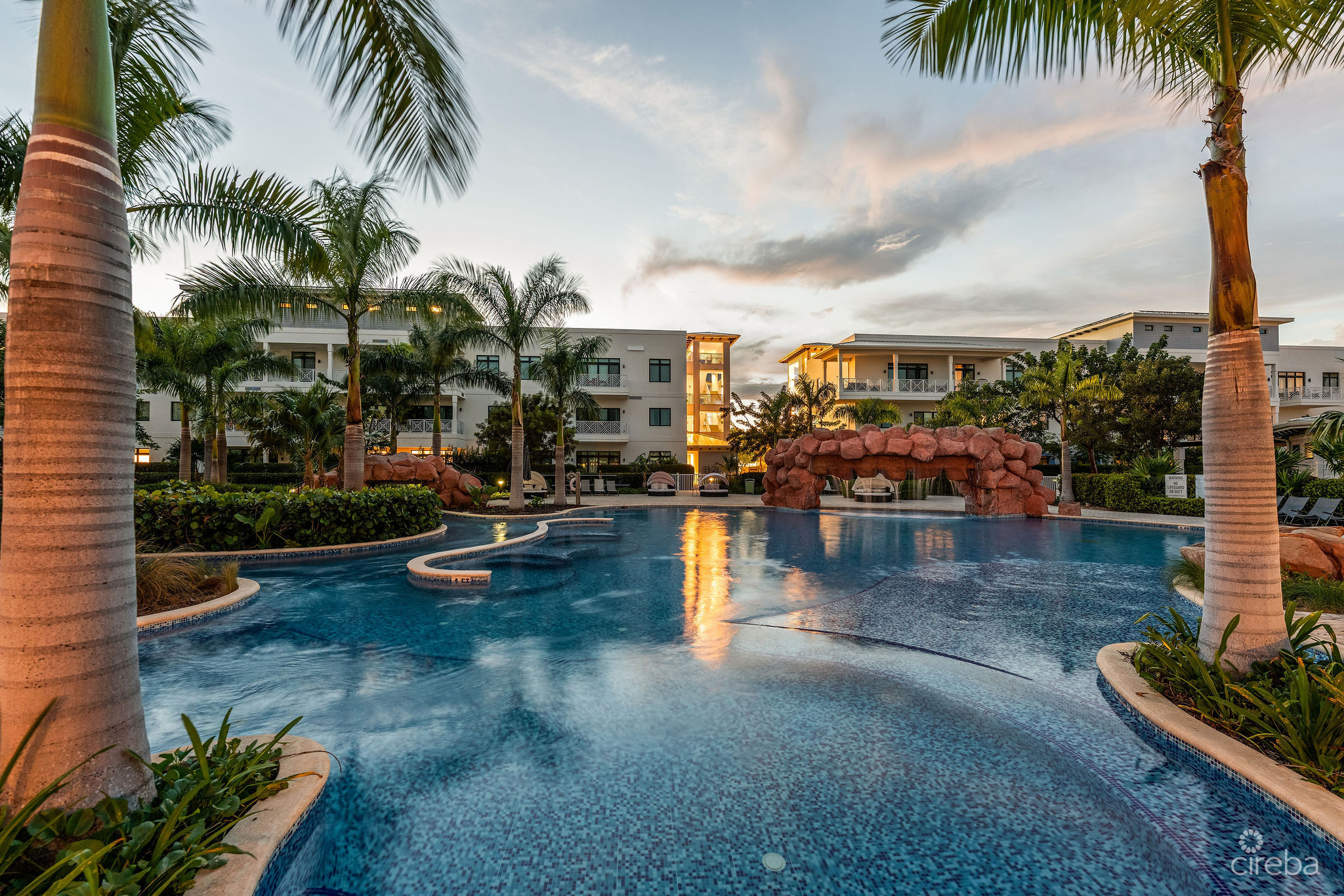 OLEA 414 – PRIVATE GARDEN 2-BED RESIDENCE